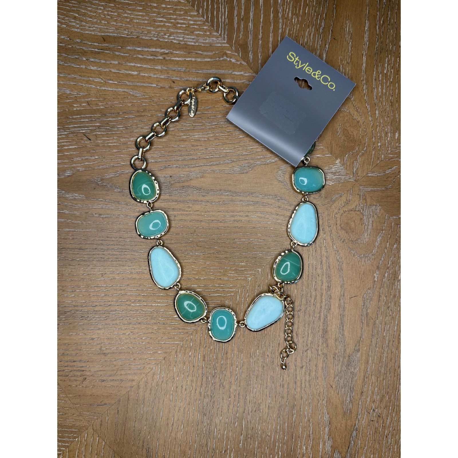 Style & Co Style & Co Green Blue Stone Statement Necklace Gold Tone NEW Size ONE SIZE - 1 Thumbnail