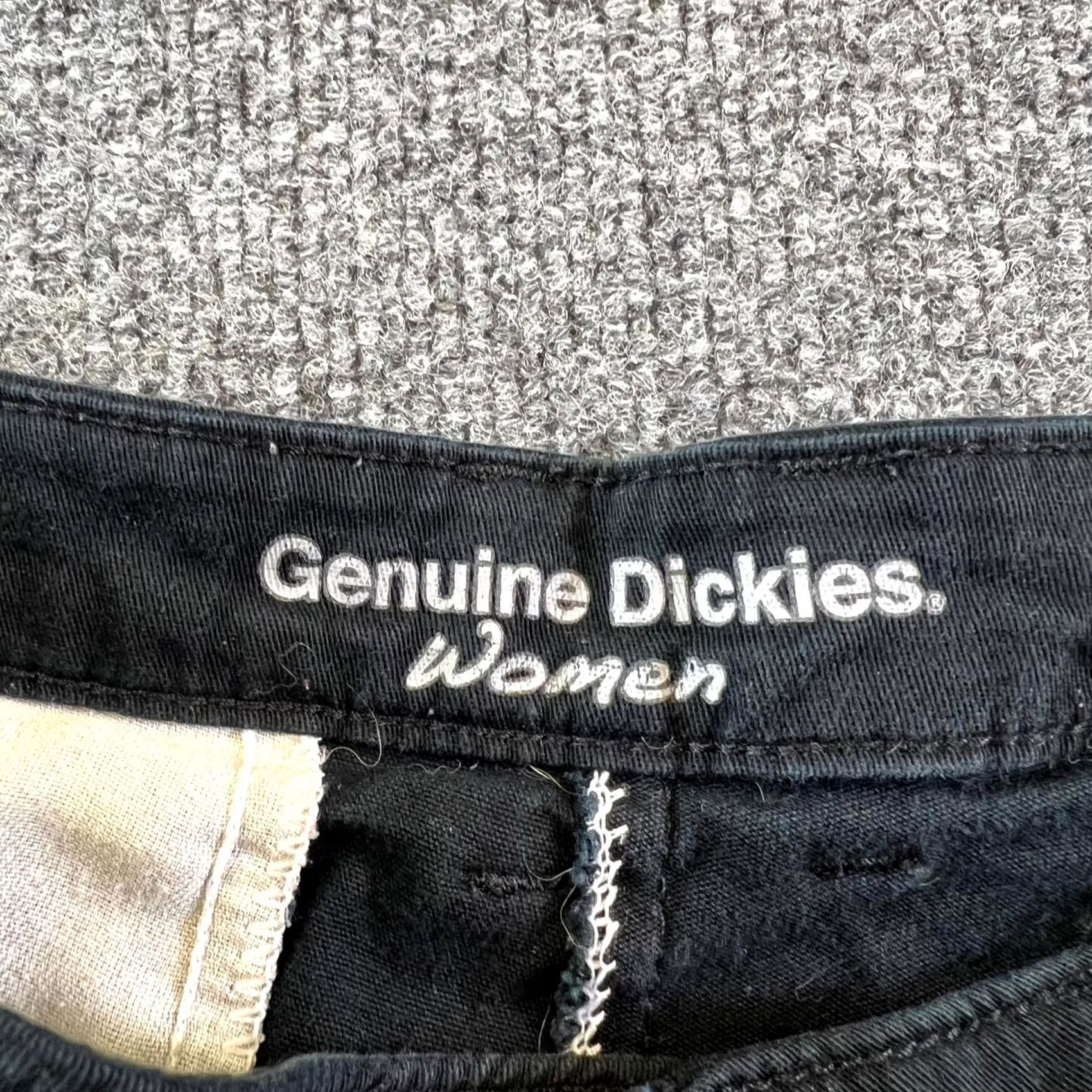 Dickies Dickies Pants Women 16 Petite Black Twill Relaxed Fit Straight Leg Pants Size 38" / US 16 / IT 52 - 6 Thumbnail