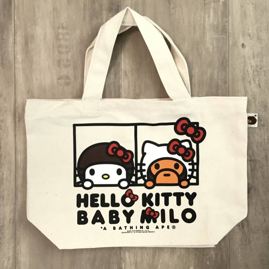 Bape × Sanrio Hello Kitty Milo Tote Bag in White, Men's