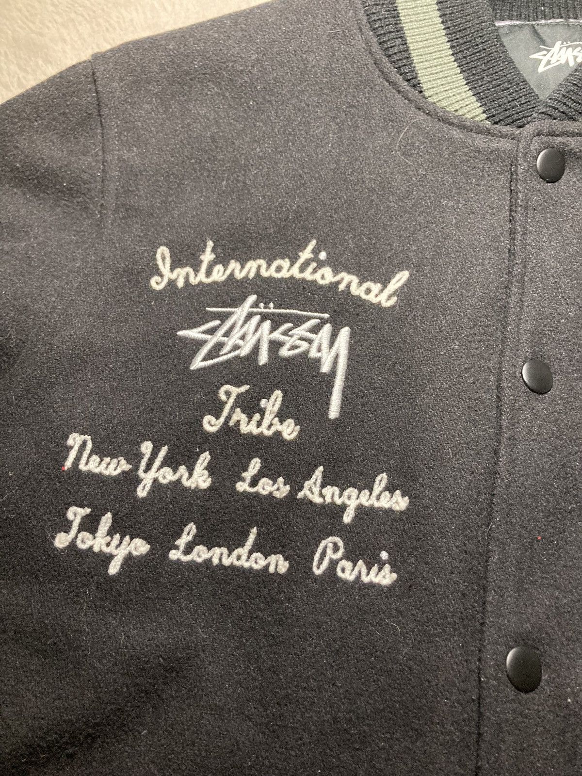 Stussy × Vintage ⛩️Stüssy Varsity Wool Bomber Jacket M y2k baggy rare big logo Size US M / EU 48-50 / 2 - 3 Thumbnail