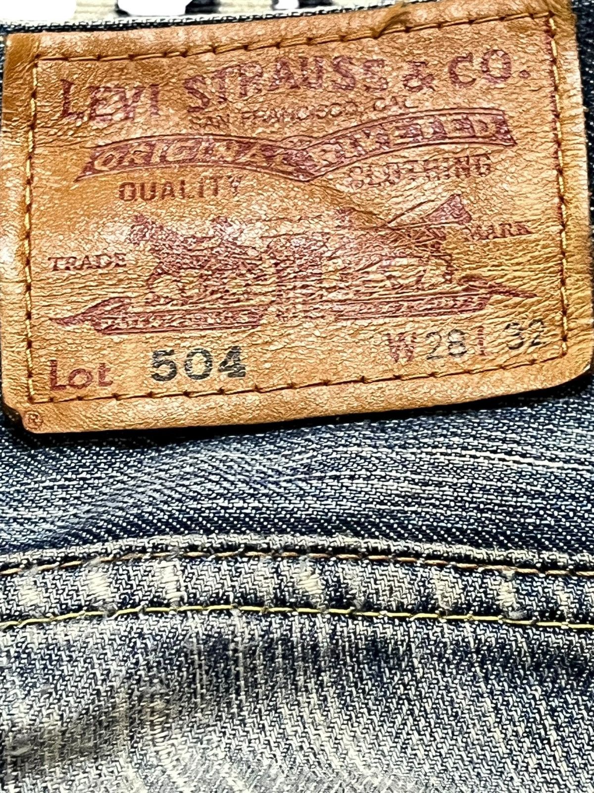 Levi's Vintage Clothing Vintage Levi’s 504 Ripped Grunge Distressed Denim Size US 29 - 10 Thumbnail