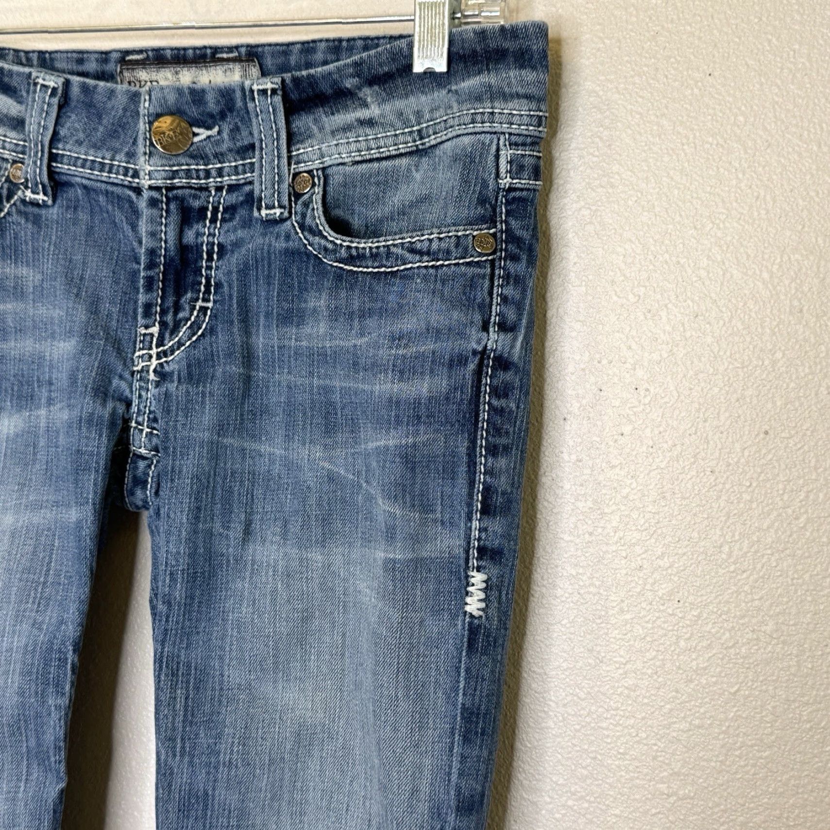 Vintage BKE Denim Sabrina Crop Jeans Womens Size 26 Medium Wash Distressed Thick Stitch Cotton Spandex Inseam 23 Cropped Size 26" / US 2 / IT 38 - 2 Thumbnail