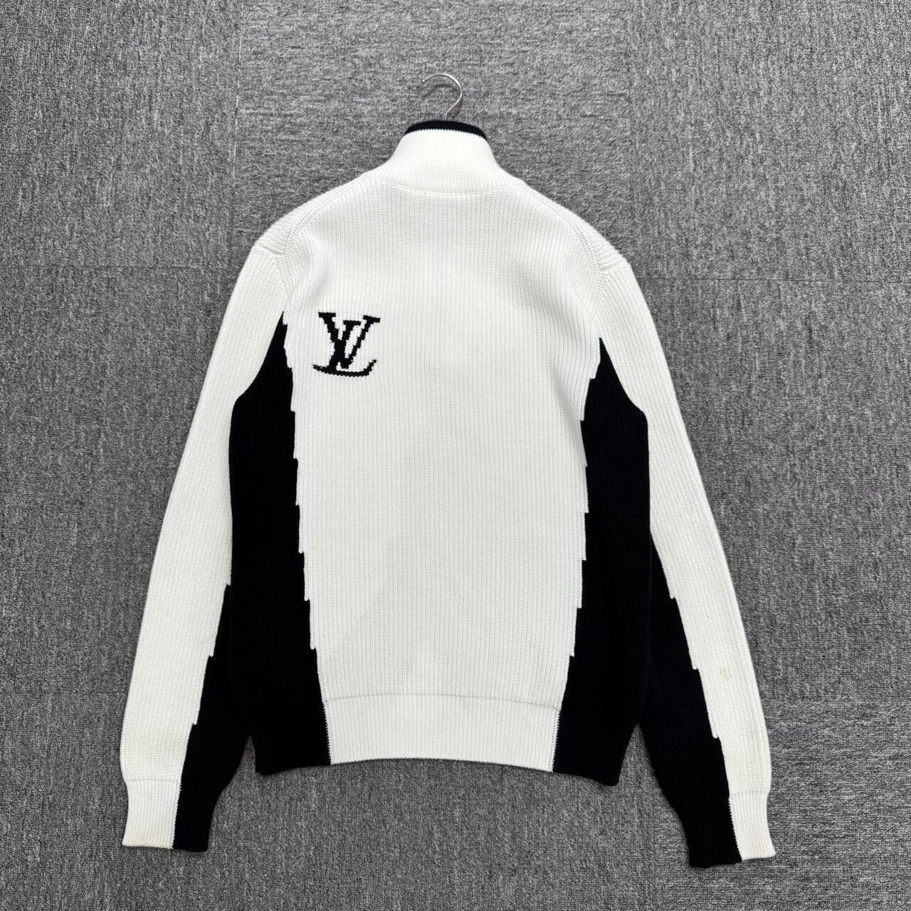 Louis Vuitton louis vuitton color block sweater. Size US M / EU 48-50 / 2 - 2 Thumbnail