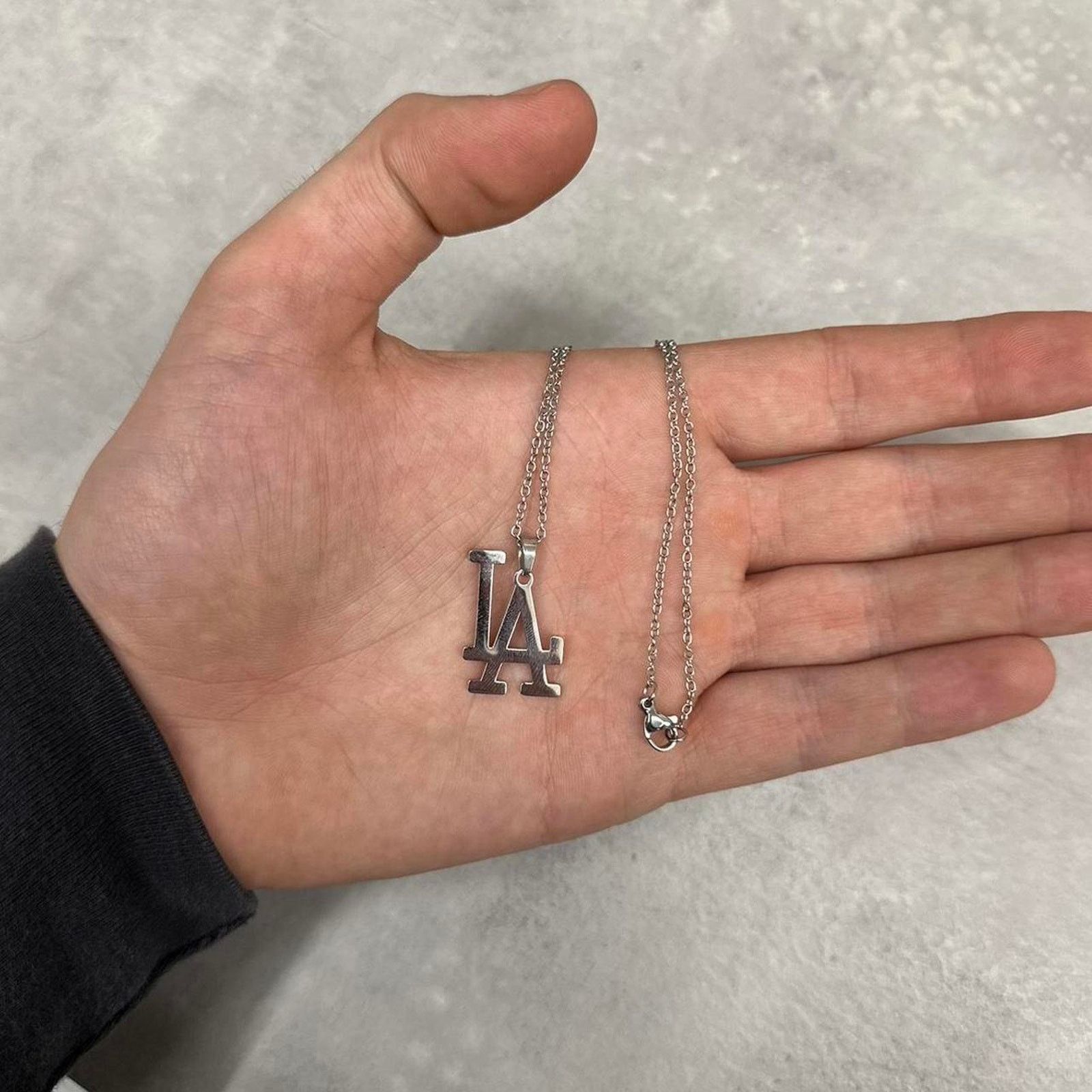 Other Y2k silver la dodgers mlb Size ONE SIZE - 2 Thumbnail