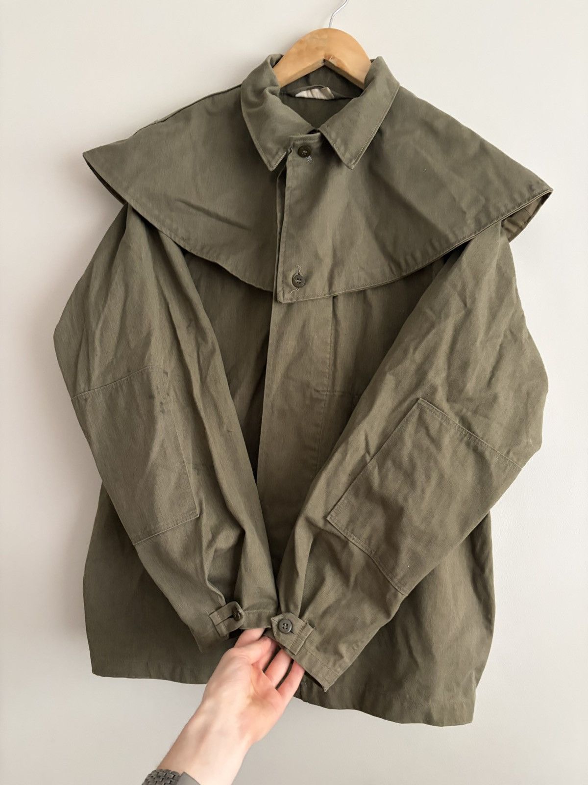 Vintage Olive Military Utility Jacket with Detachable Cape Size US M / EU 48-50 / 2 - 3 Thumbnail
