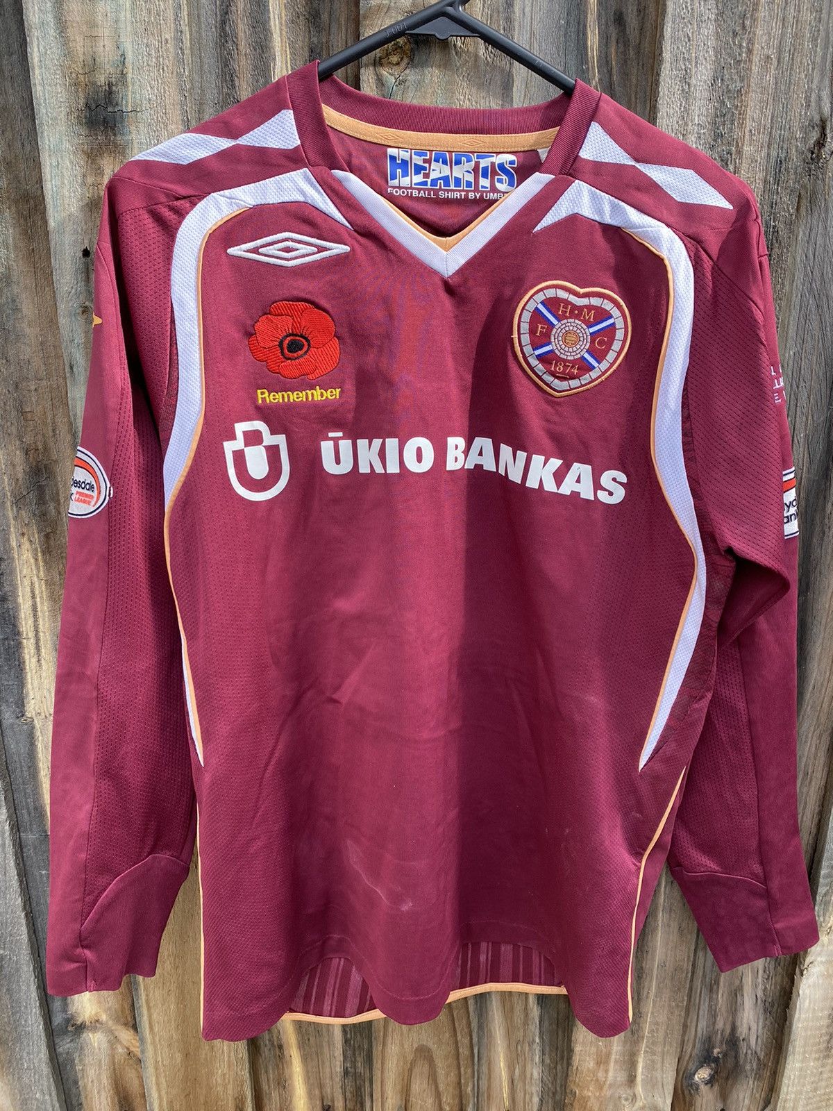 image of Umbro Hearts Of Midlothian Home Jersey 2007/08 Spl Seasom in Maroon, Men's (Size Small)