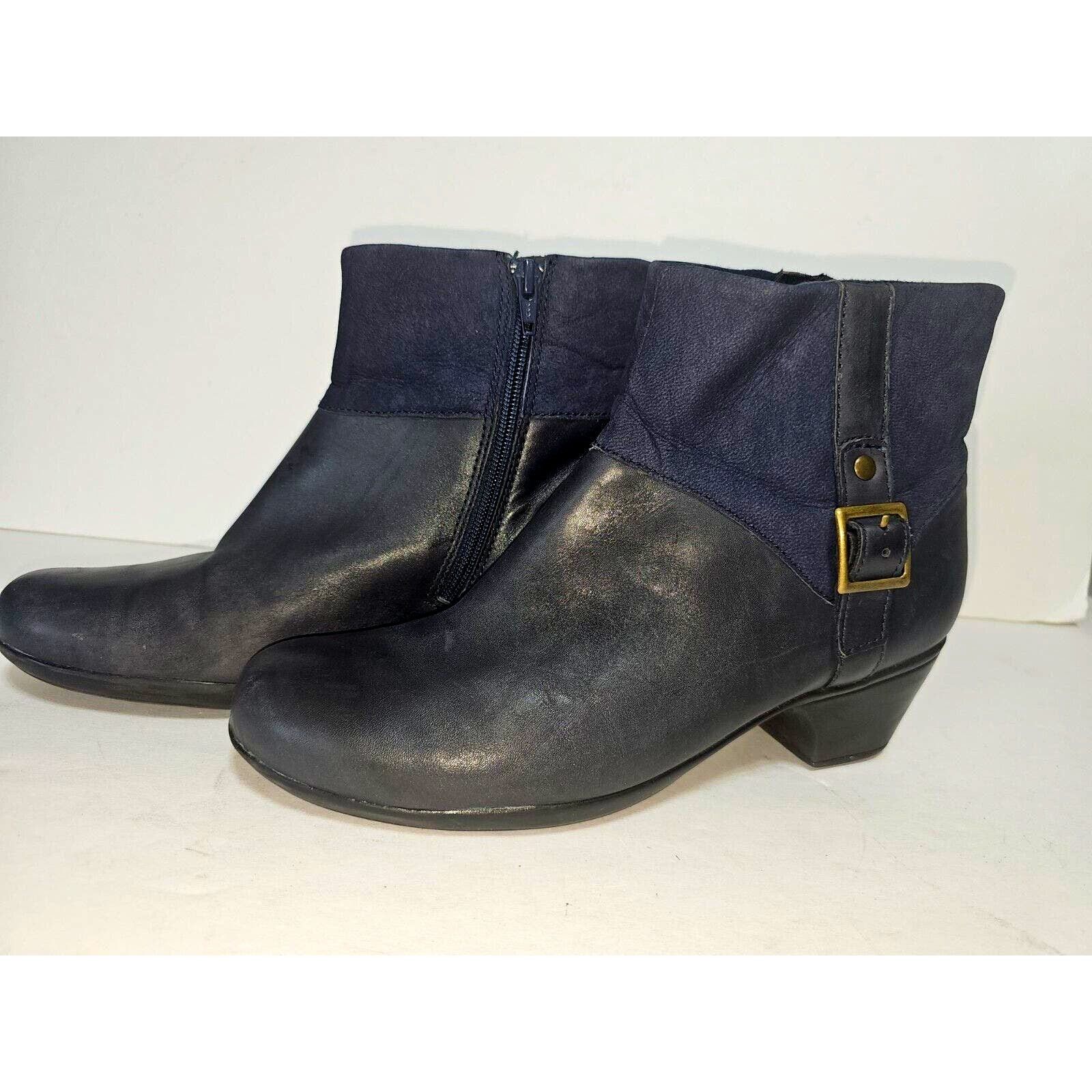 Clarks Clarks Boots Womens 9W Navy Blue Ankle Booties Block Heel Size US 9 / IT 39 - 1 Thumbnail