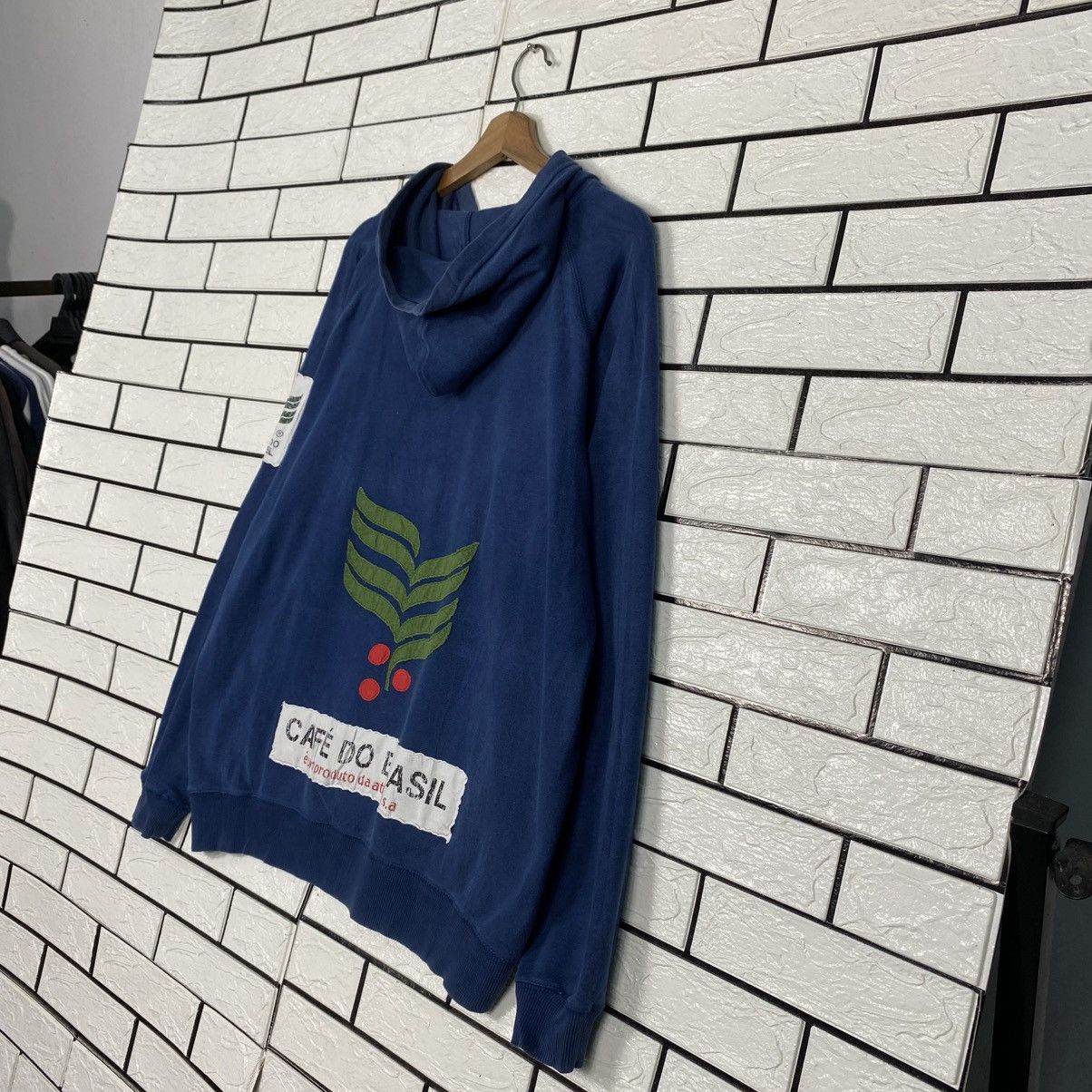 Japanese Brand 📌Vintage Hoodie Pull Over Athleta Big Logo Size US L / EU 52-54 / 3 - 12 Thumbnail