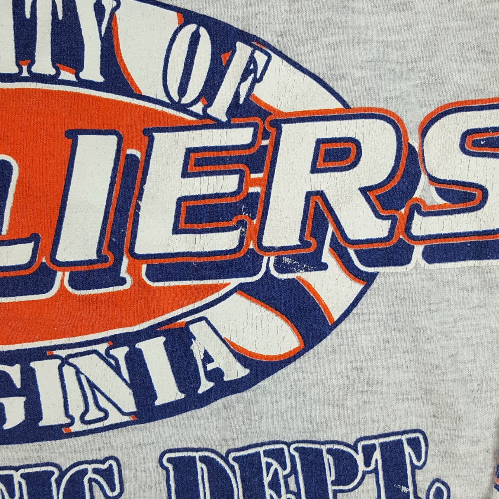 Vintage VINTAGE 90s Tennessee River Virginia Cavaliers Long Sleeve T-Shirt Adult Medium Gray Sports Football Mens Size US M / EU 48-50 / 2 - 5 Thumbnail
