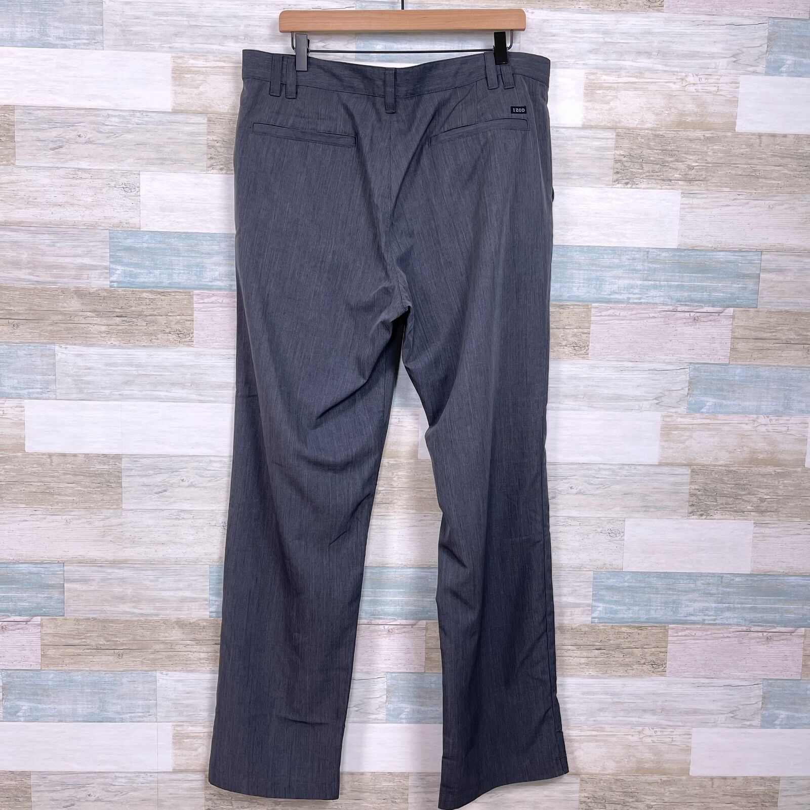 Izod IZOD Golf Flat Front Woven Pants Gray 4 Pocket Mens 36 Size US 36 / EU 52 - 4 Thumbnail