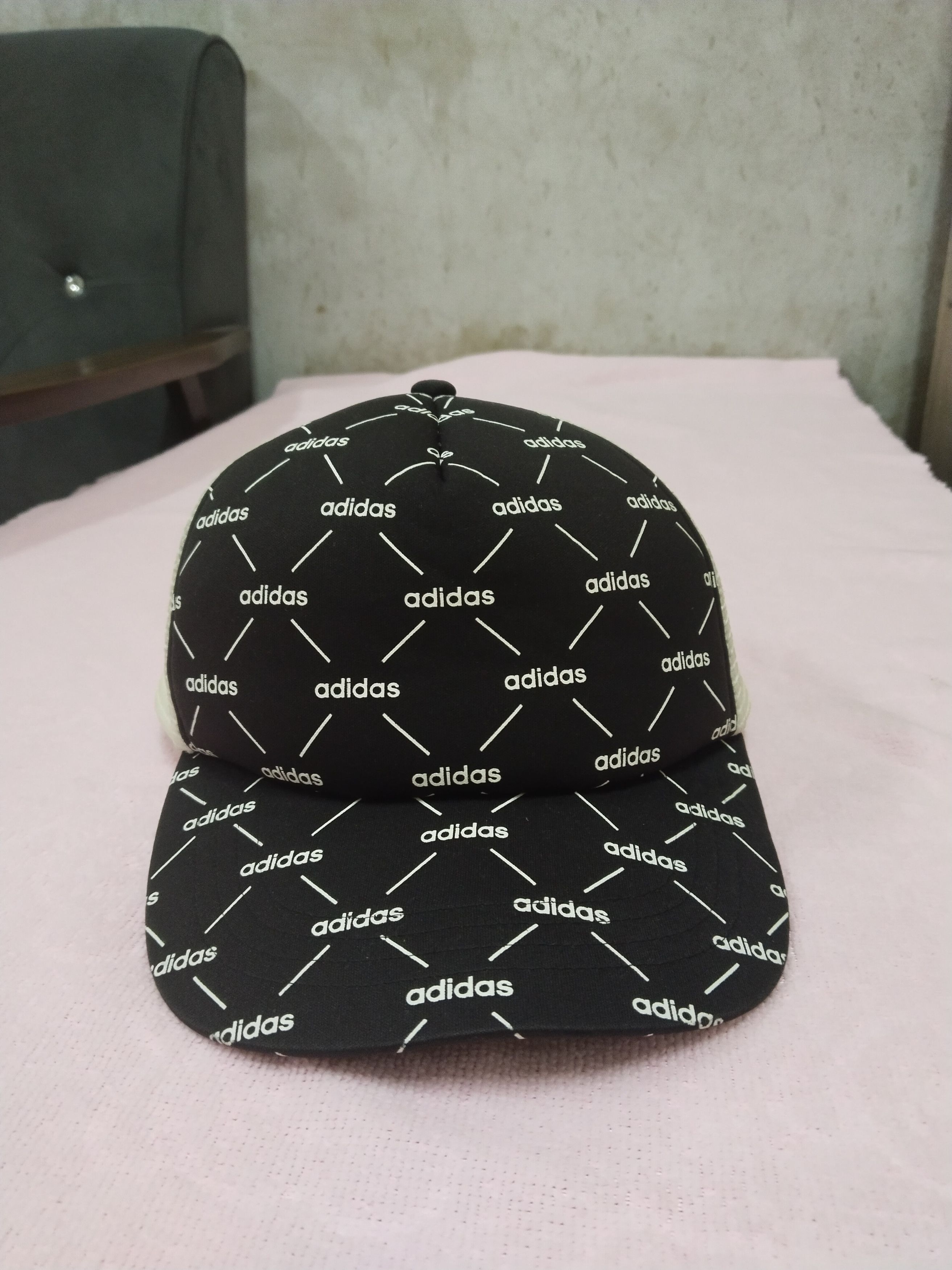 Adidas VINTAGE ADIDAS MONOGRAM 3 STRIPE TRUCKER HAT Size ONE SIZE - 1 Thumbnail
