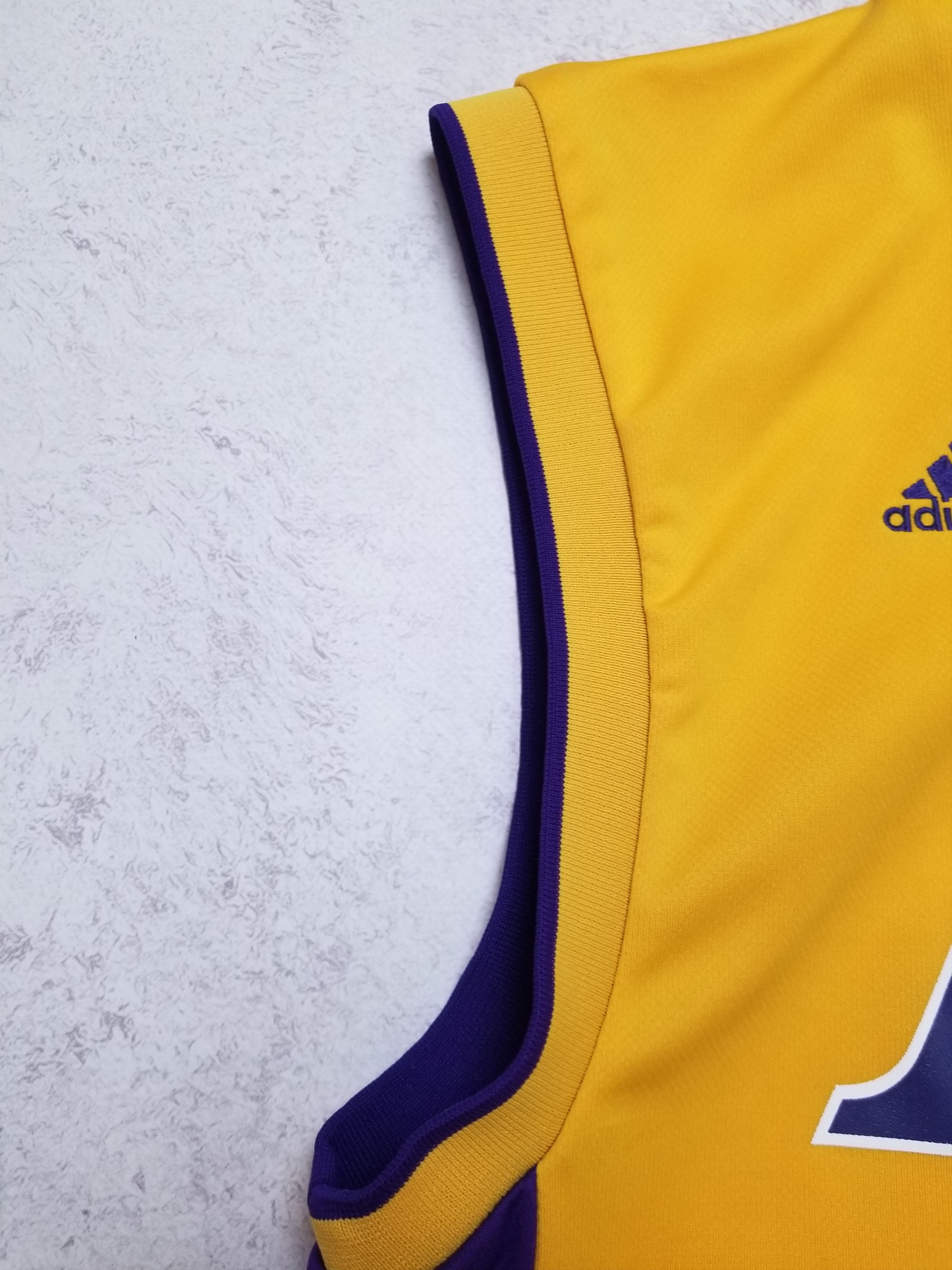 Adidas Los Angeles Lakers Kobe Bryant #24 Adidas NBA Yellow 2011 Size US S / EU 44-46 / 1 - 2 Thumbnail