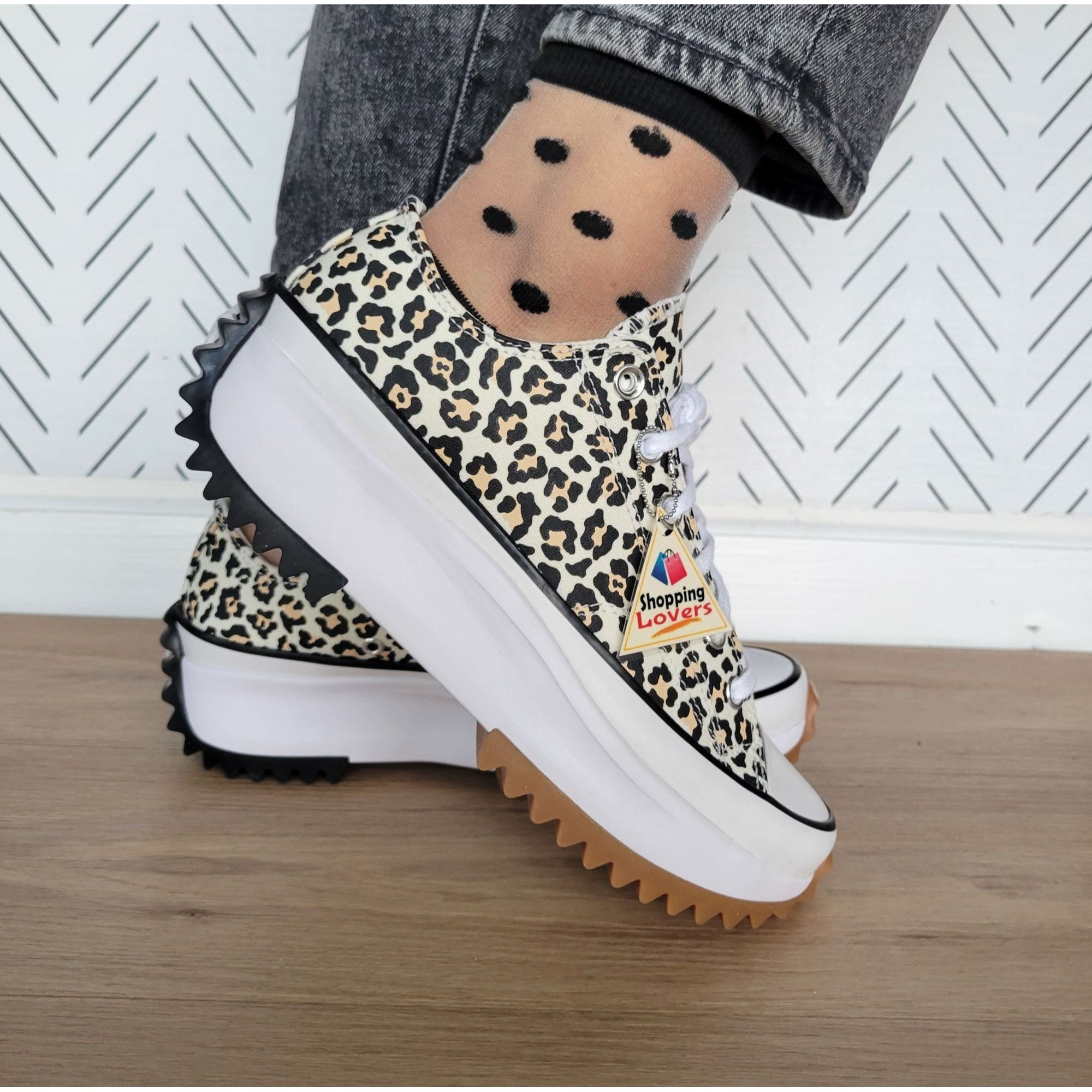 Converse ❤️Converse Run Star Hike Platform Archive Leopard 8 Women's Size US 8 / IT 38 - 11 Thumbnail