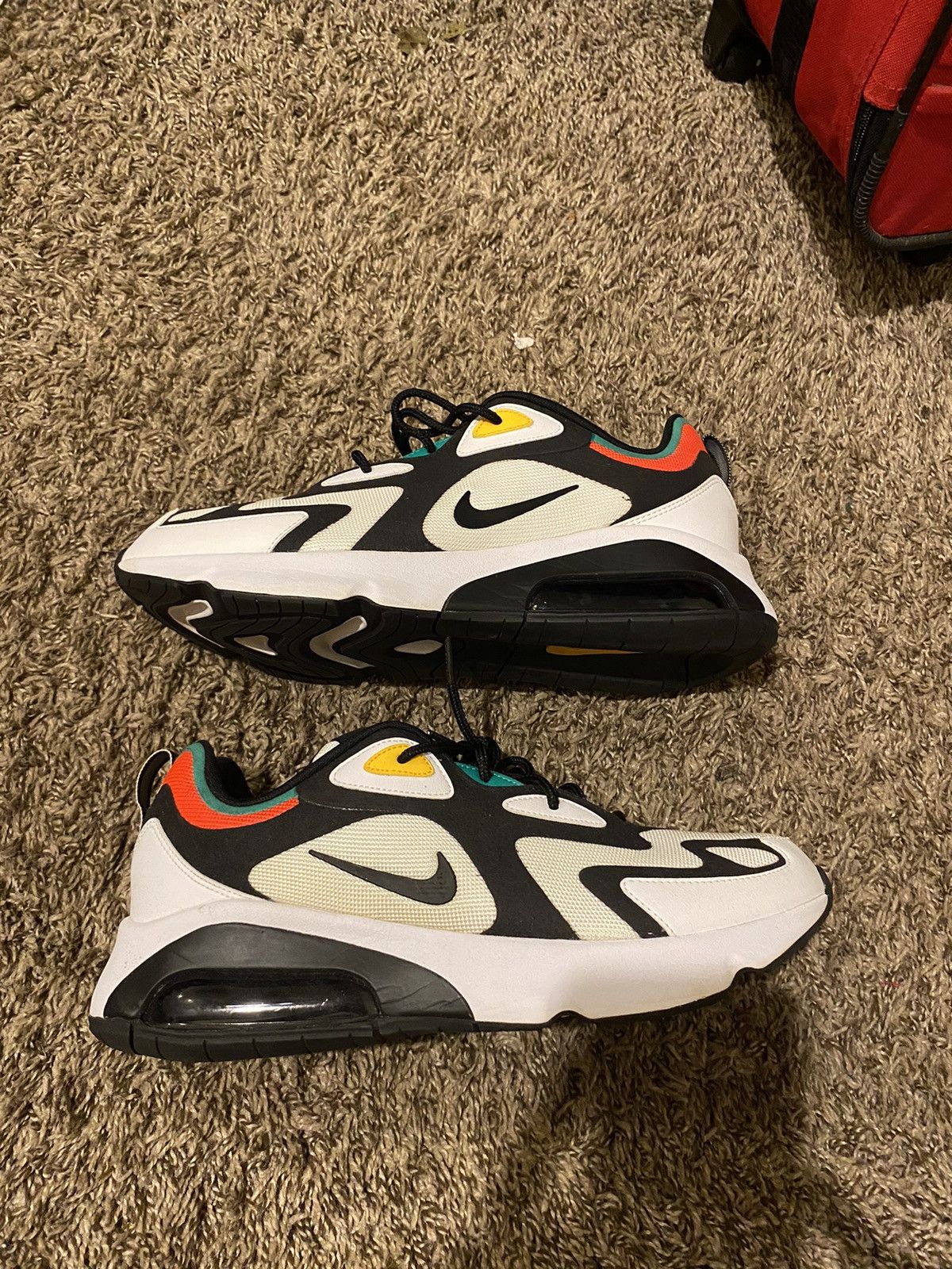 Nike Nike Air Max 200 Rasta Size US 11.5 / EU 44-45 - 4 Thumbnail