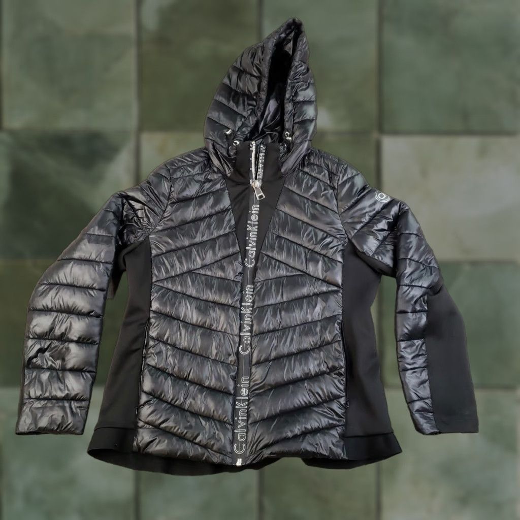 Calvin Klein Calvin Klein Jacket Womens L Hooded Quilted Puffer Softshell Zip Pockets Black Short 2020s Womens Size L / US 10 / IT 46 - 1 Thumbnail