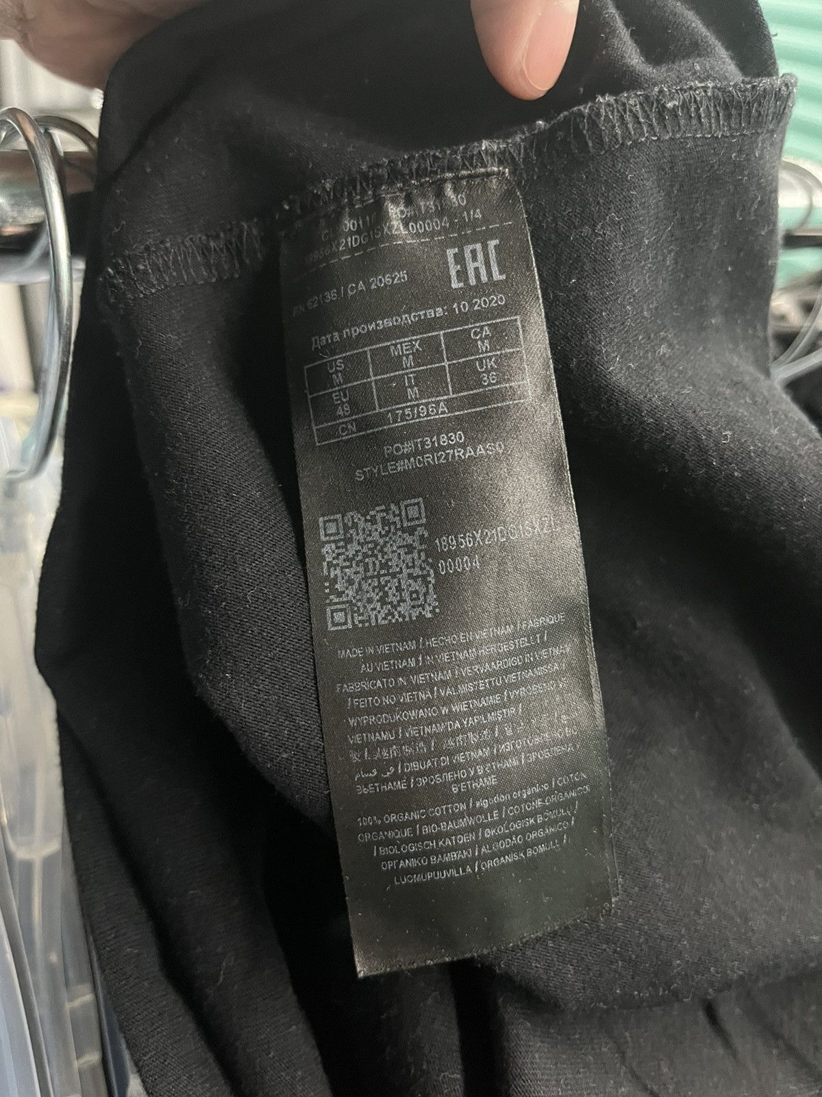 Guess × Pleasures Guess X Pleasures Tshirt Size US M / EU 48-50 / 2 - 5 Thumbnail