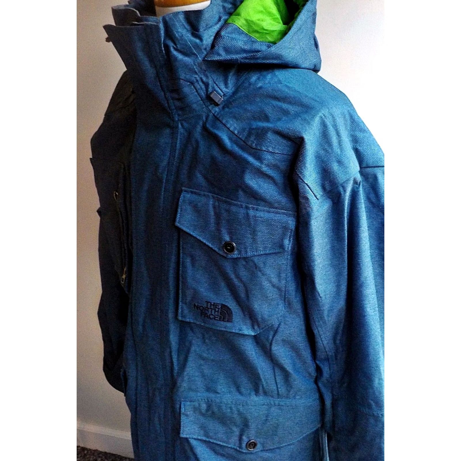 The North Face VTG The North Face Hyvent Recco System Pinstripe Cryptic Jacket XL Mens Parka Blue Striped Hood Recco Extra Large Pockets Zip Winter Vintage Size US XL / EU 56 / 4 - 6 Thumbnail