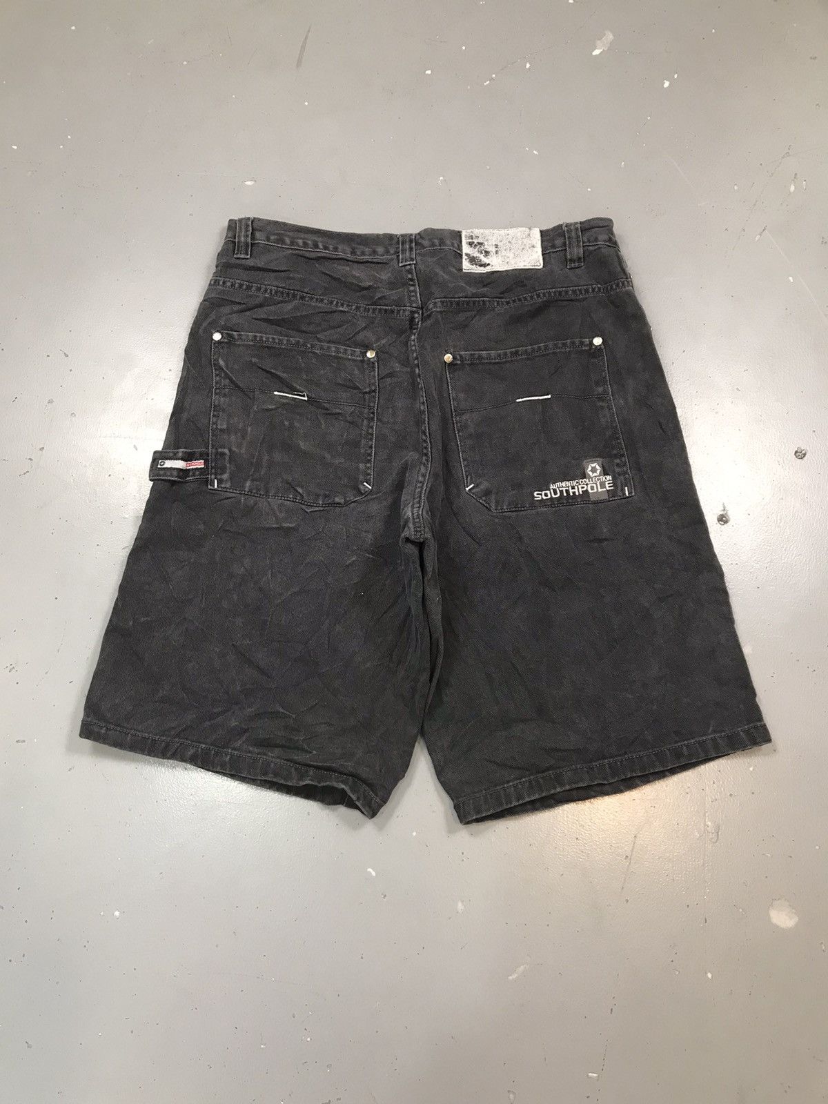 Southpole × Vintage Vintage Southpole silver tab denim jort Size US 36 / EU 52 - 1 Thumbnail