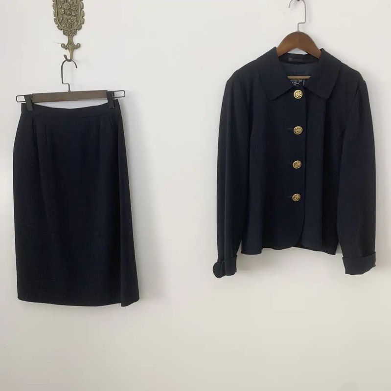 Burberry Burberry Women's Navy Wool Dress Size M / US 6-8 / IT 42-44 - 1 Thumbnail