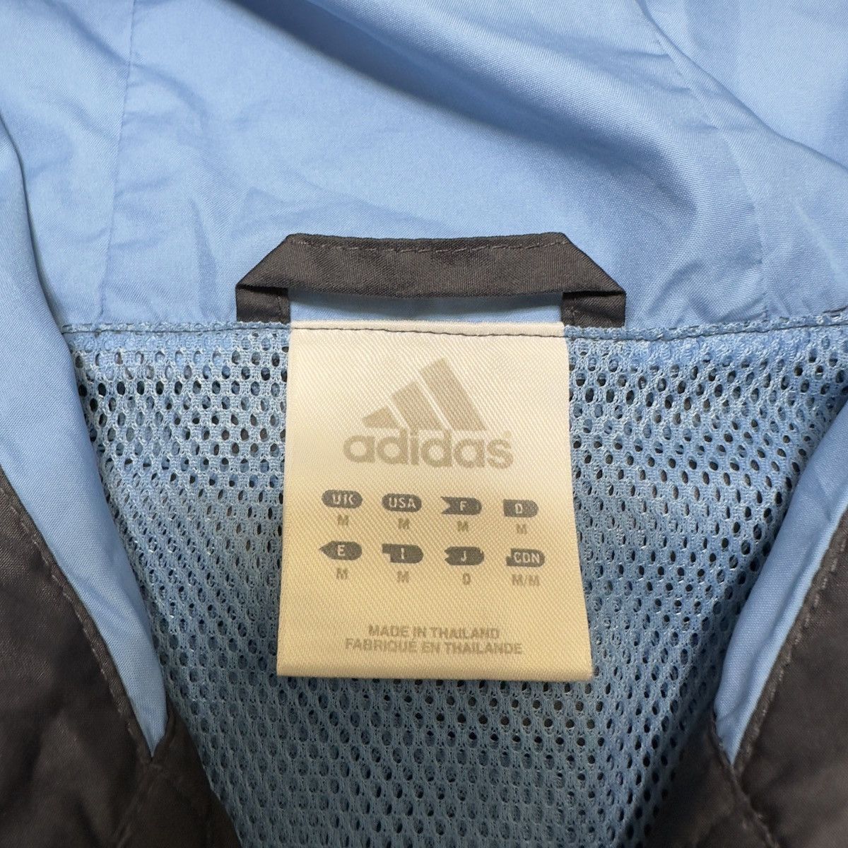 Adidas × Vintage Vintage Adidas windbreaker Size US M / EU 48-50 / 2 - 4 Thumbnail