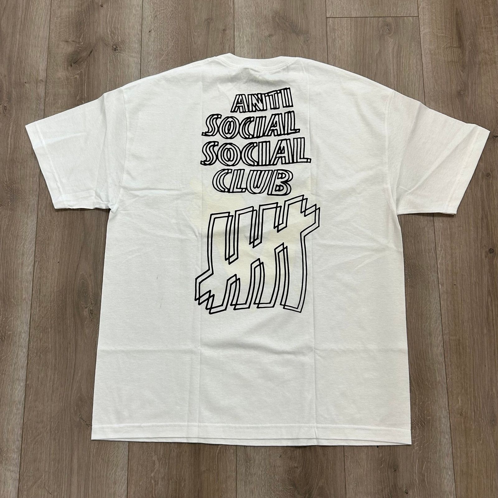 Anti Social Social Club Anti Social Social Club x Undefeated Middle Finger Tee Shirt Size US XL / EU 56 / 4 - 4 Thumbnail