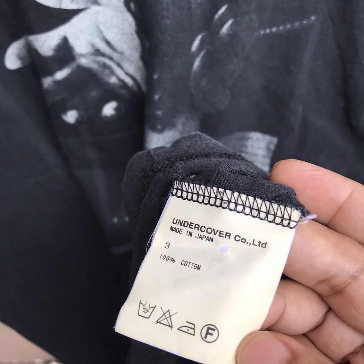 Undercover UNDERCOVER guruguru black tee Size US M / EU 48-50 / 2 - 4 Thumbnail