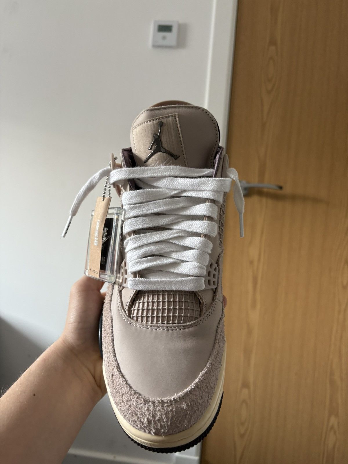 Jordan Brand × Nike Jordan 4 ‘ A Ma Maniére While You Where Sleeping’ Size US 10.5 / EU 43-44 - 7 Thumbnail