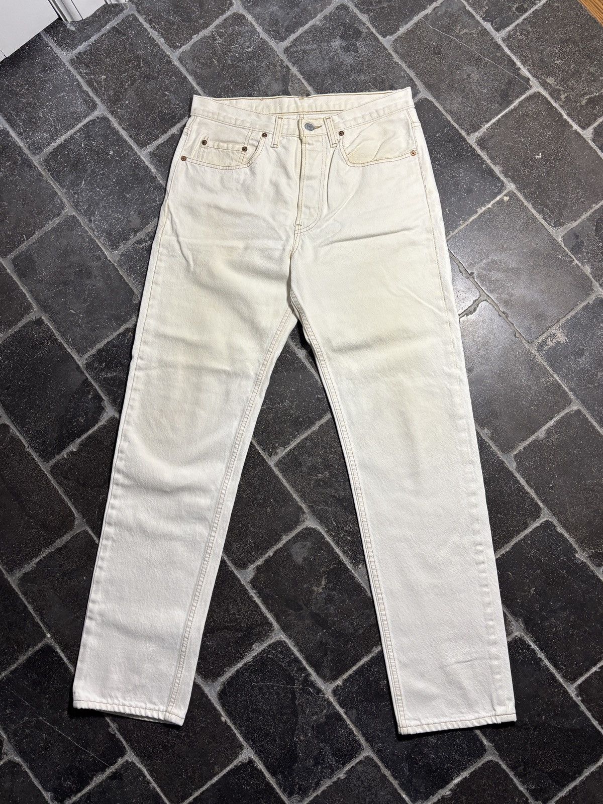 Levi's 1990s Levi’s Jeans Vintage Levi’s Natural Denim Canada 90s Size US 30 / EU 46 - 3 Thumbnail