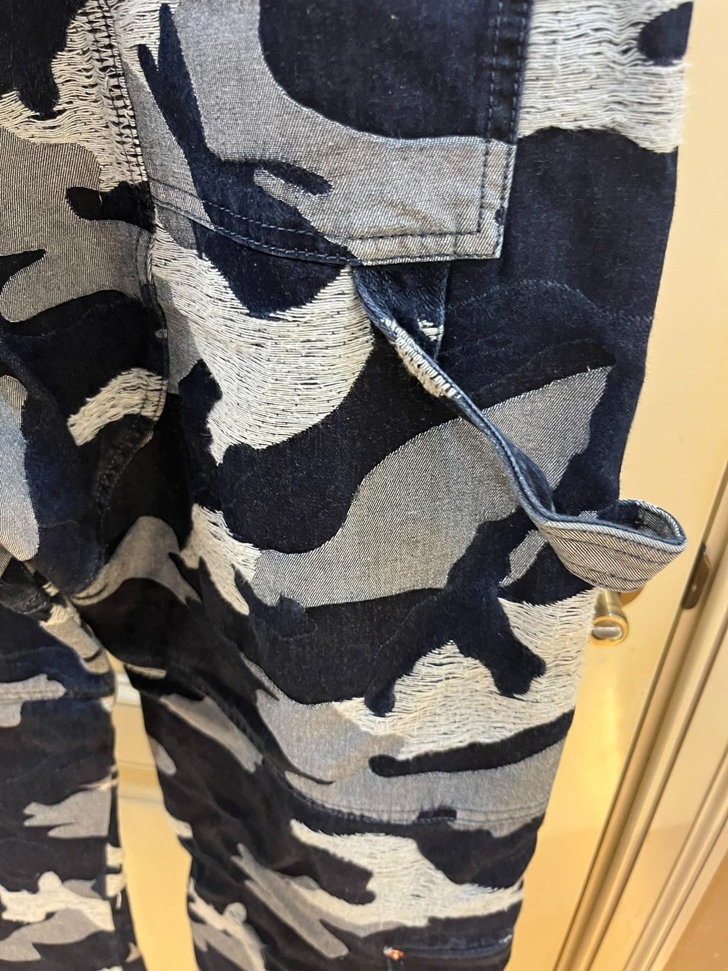 Valentino Valentino Camouflage Wide-Leg Cargo Jeans Size US 30 / EU 46 - 9 Thumbnail