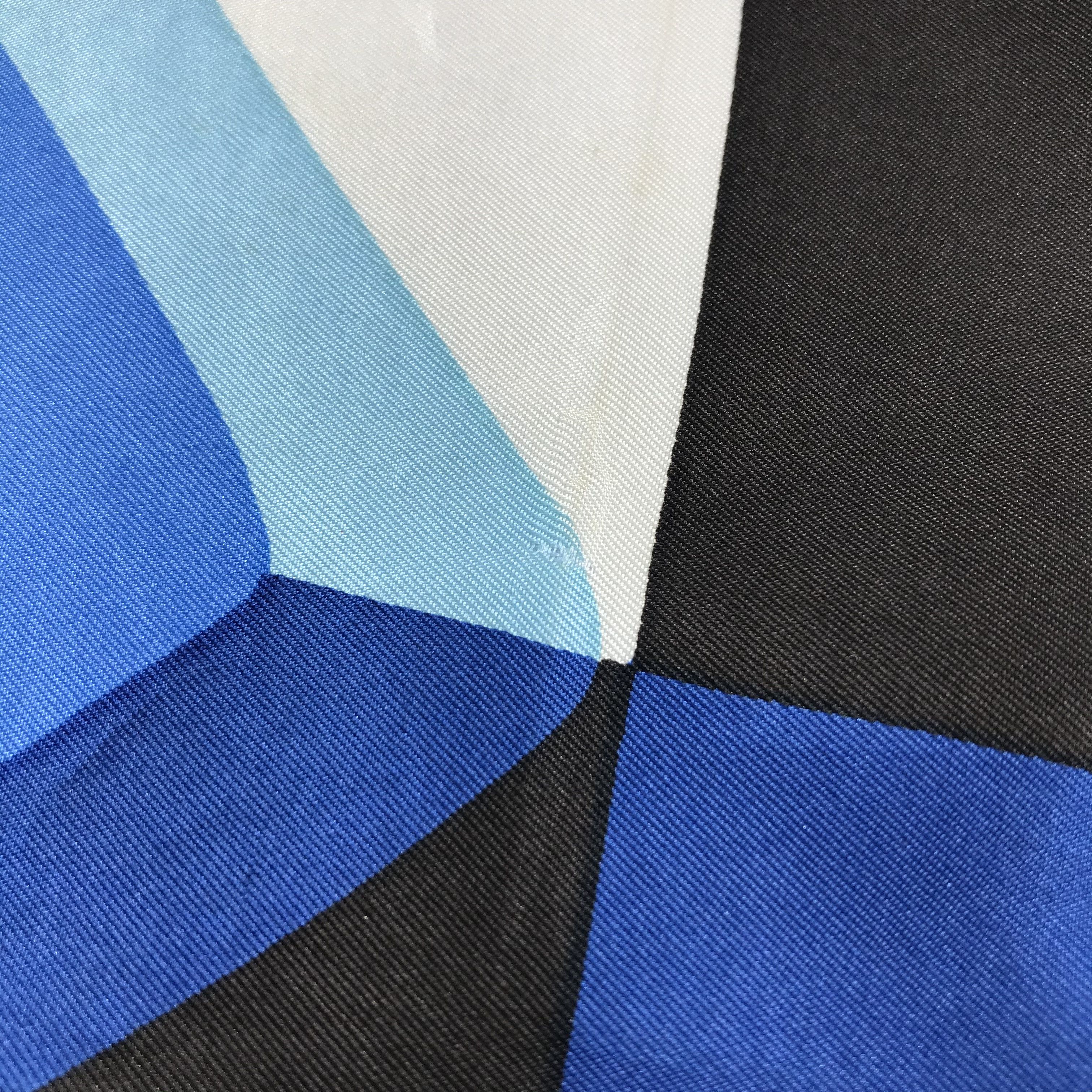 Japanese Brand Geometry Design Silk Scarf M103 Size ONE SIZE - 4 Thumbnail