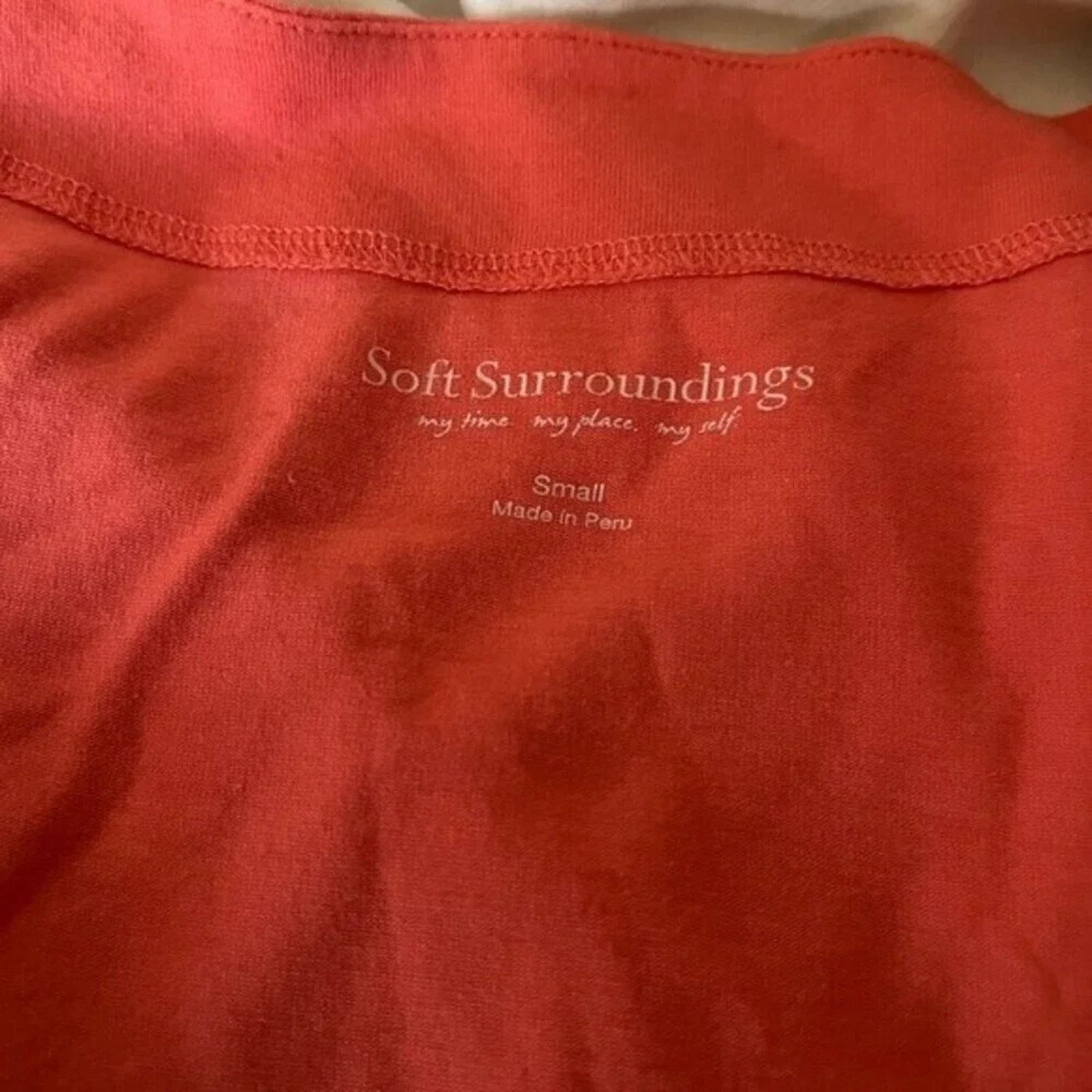 The Unbranded Brand Soft surroundings faux wrap top, size Small Size S / US 4 / IT 40 - 3 Thumbnail