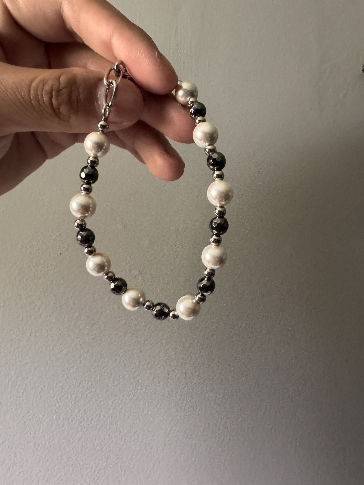Jewelry Pearl Hemitate Beaded Bracelet *NEW* Size ONE SIZE - 1 Thumbnail