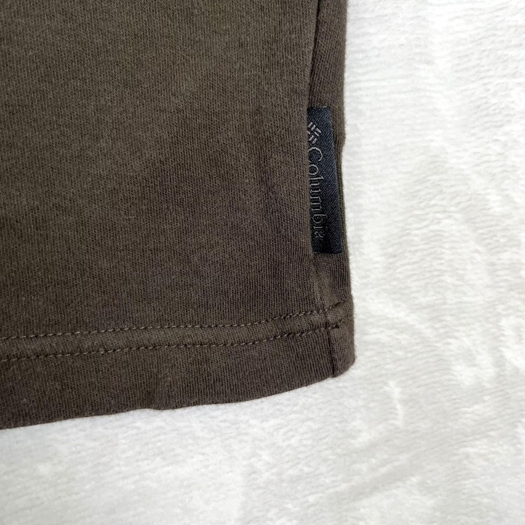 Vintage Columbia Mens Long Sleeve T-Shirt 2XL Brown Mock Neck Logo Solid Jersey Functional Top Size US XXL / EU 58 / 5 - 2 Thumbnail