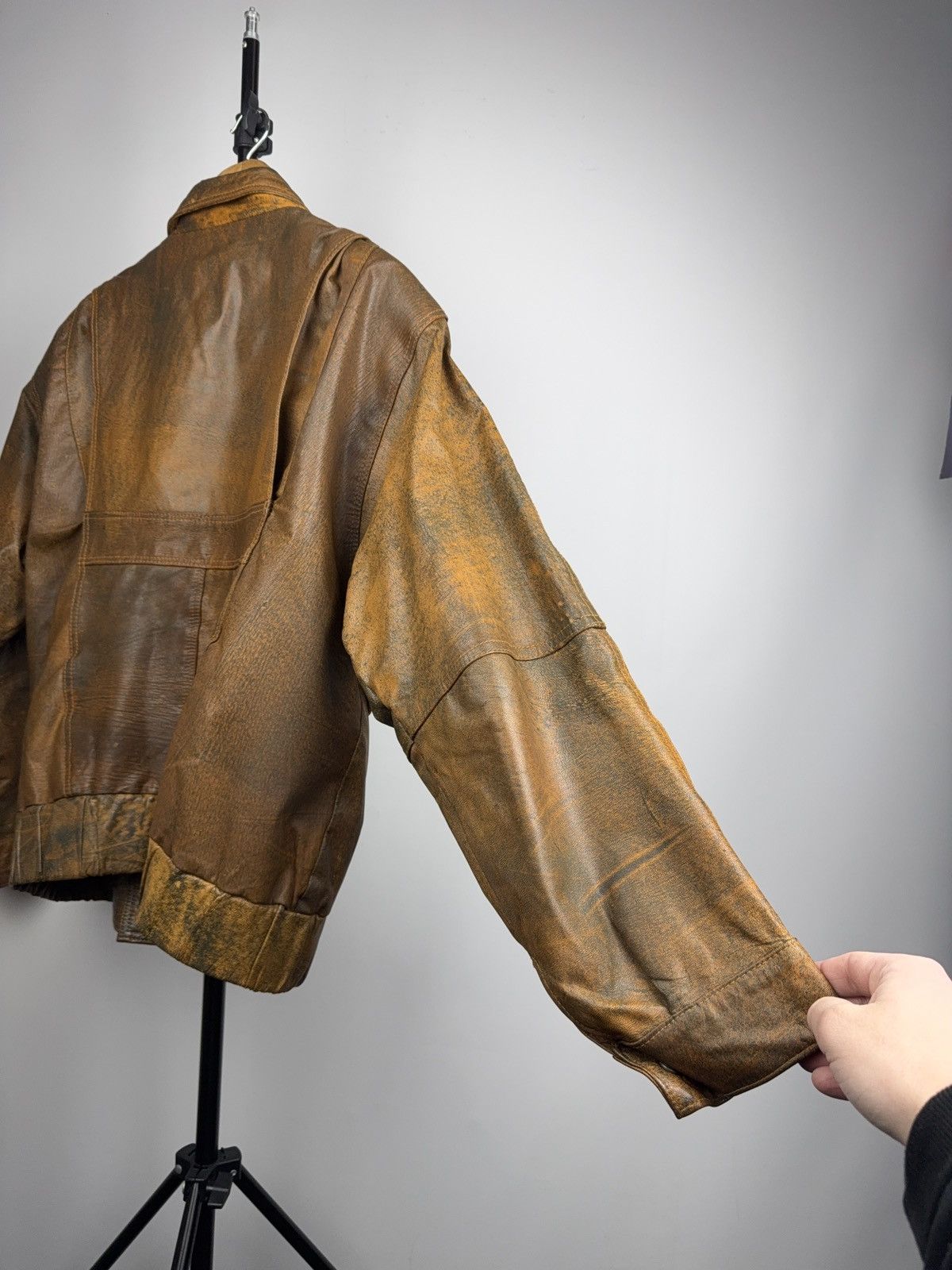 Genuine Leather Vintage Avant Garde 90s Grunge Leather Bomber Jacket Brown Size US S / EU 44-46 / 1 - 17 Thumbnail