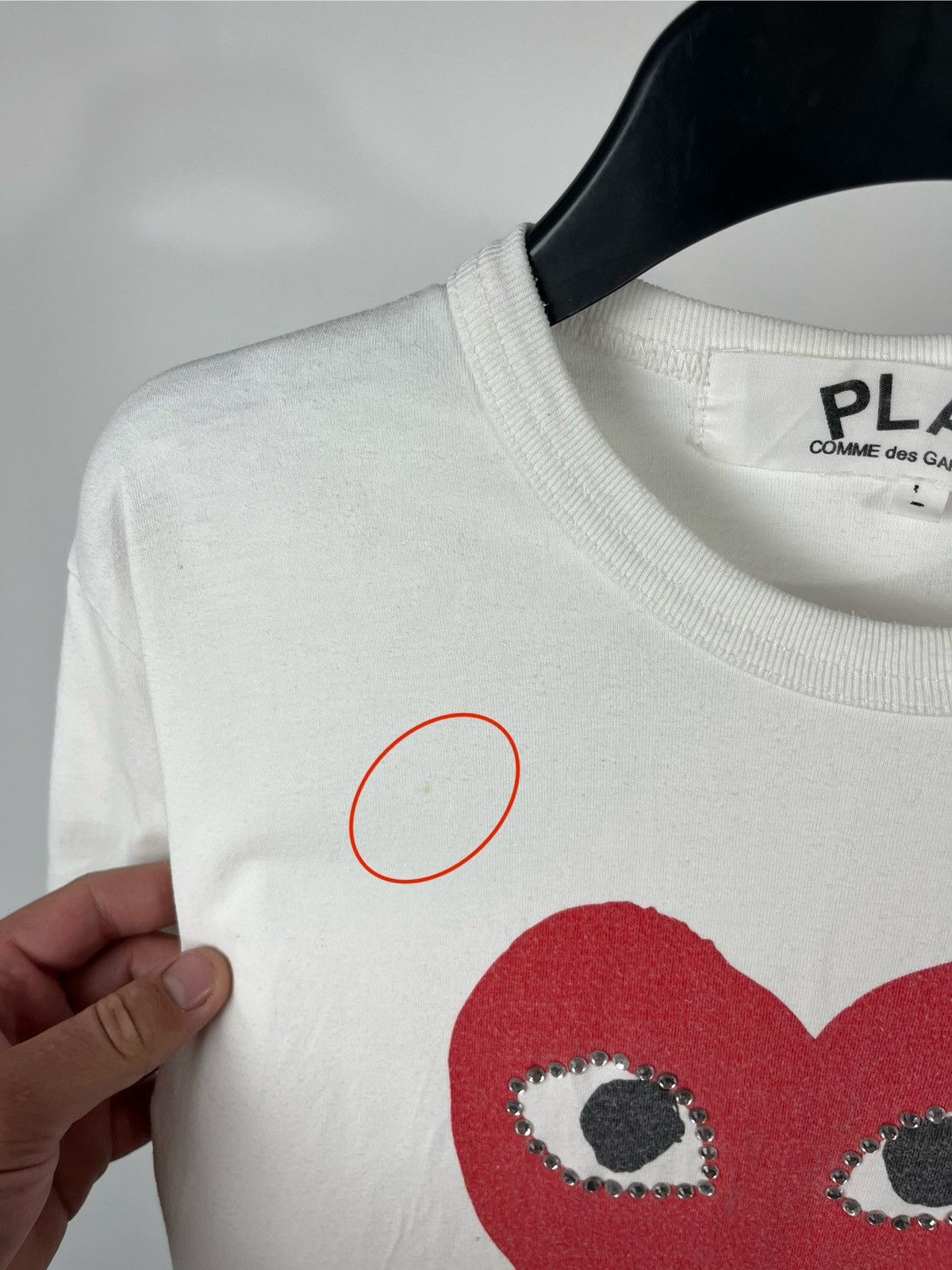Comme des Garcons Comme des Garcons Play Men’s T-Shirt Red Heart Eyes L Size US L / EU 52-54 / 3 - 3 Thumbnail