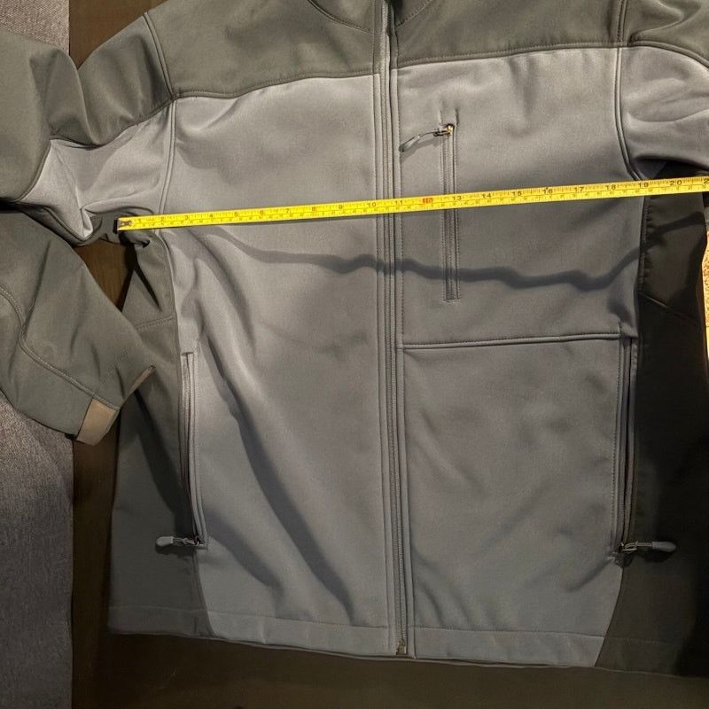 Kirkland Signature Kirkland Softshell Jacket Men M Full Zip Mock Tech Pocket Size US M / EU 48-50 / 2 - 6 Thumbnail
