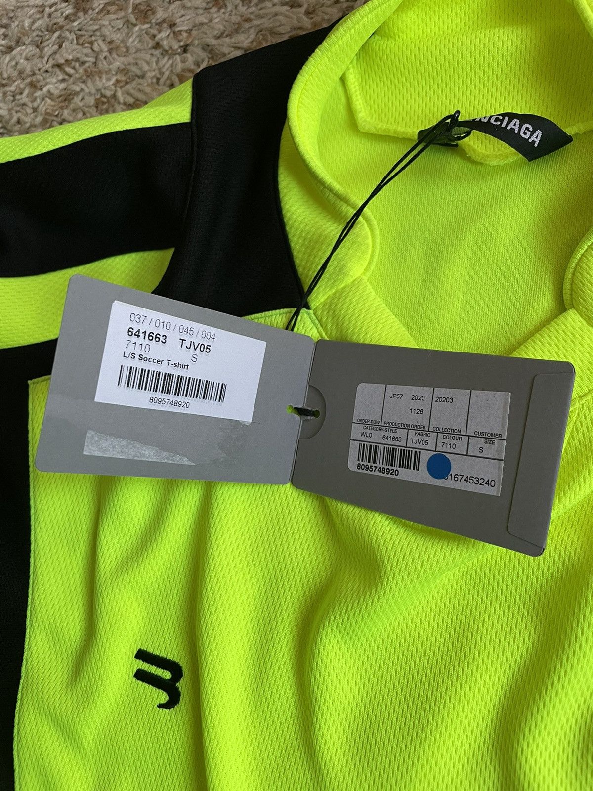 Balenciaga Balenciaga Long Sleeve Soccer Jersey Size US S / EU 44-46 / 1 - 7 Thumbnail