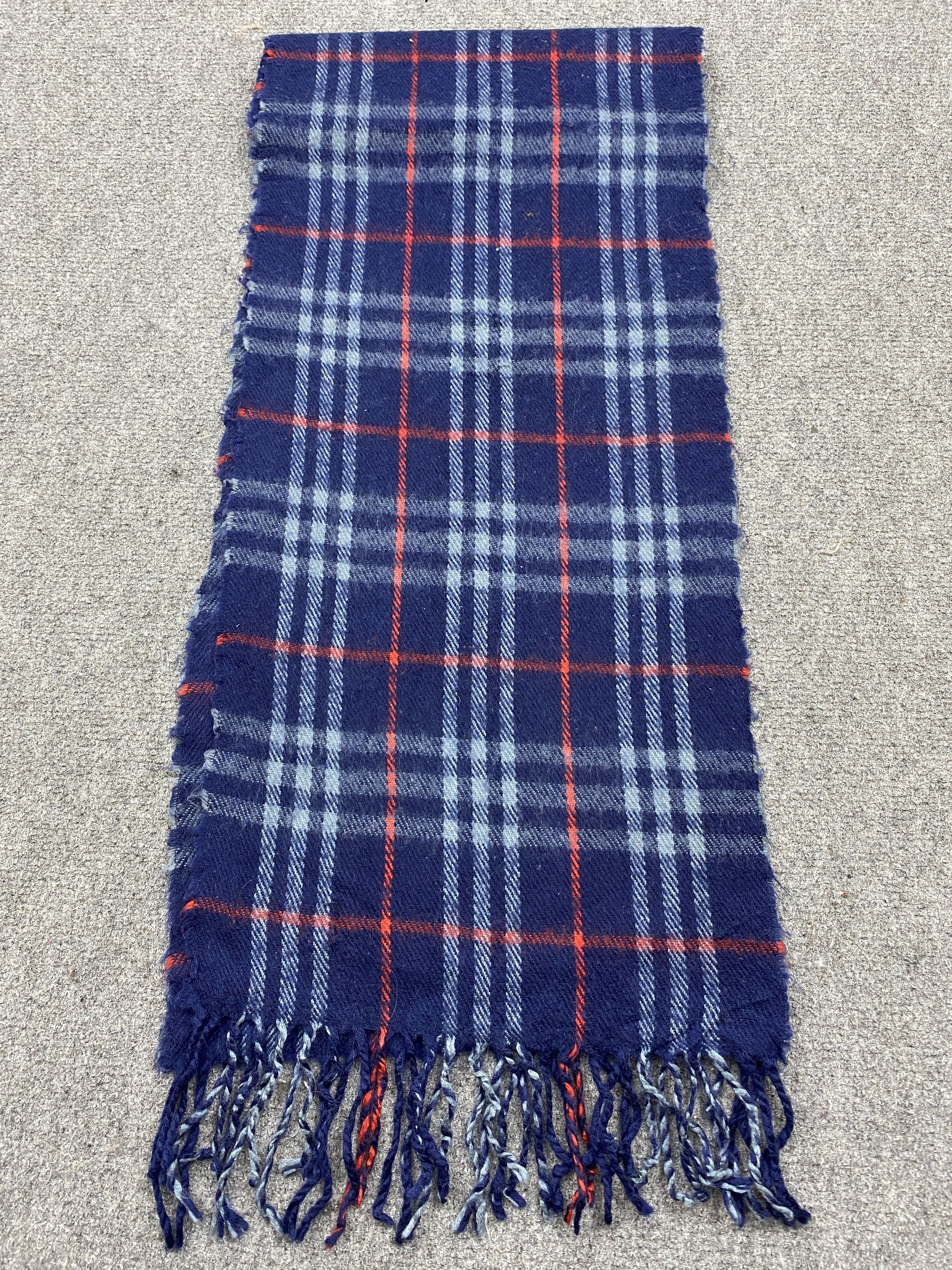Burberry Burberrys Scarf / Muffler / Neckwear SC0175 Size ONE SIZE - 8 Thumbnail
