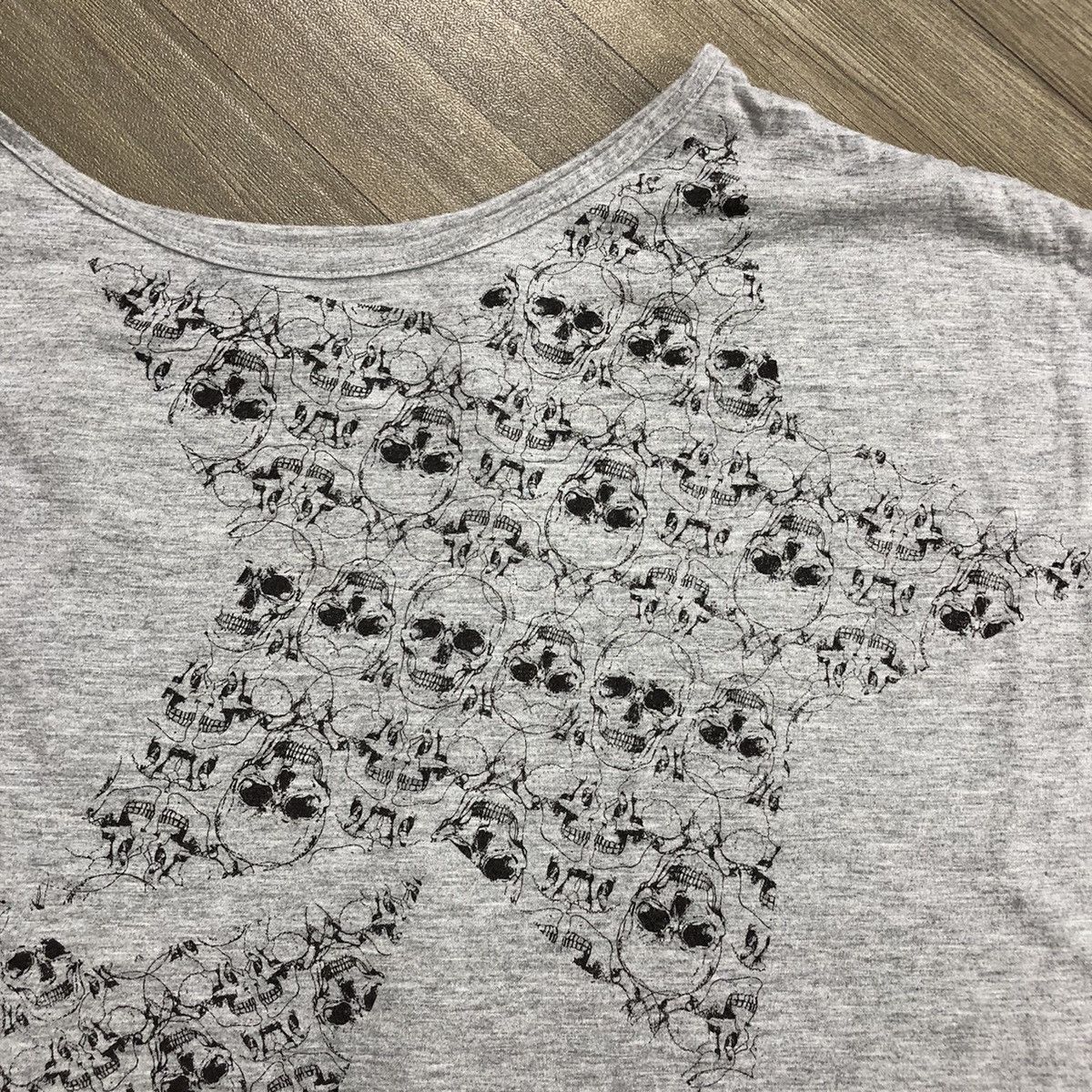Japanese Brand × Seditionaries 2000s Oggeto Skulls Distressed Lgb Gothic Goa Style Tee Size US XXL / EU 58 / 5 - 3 Thumbnail