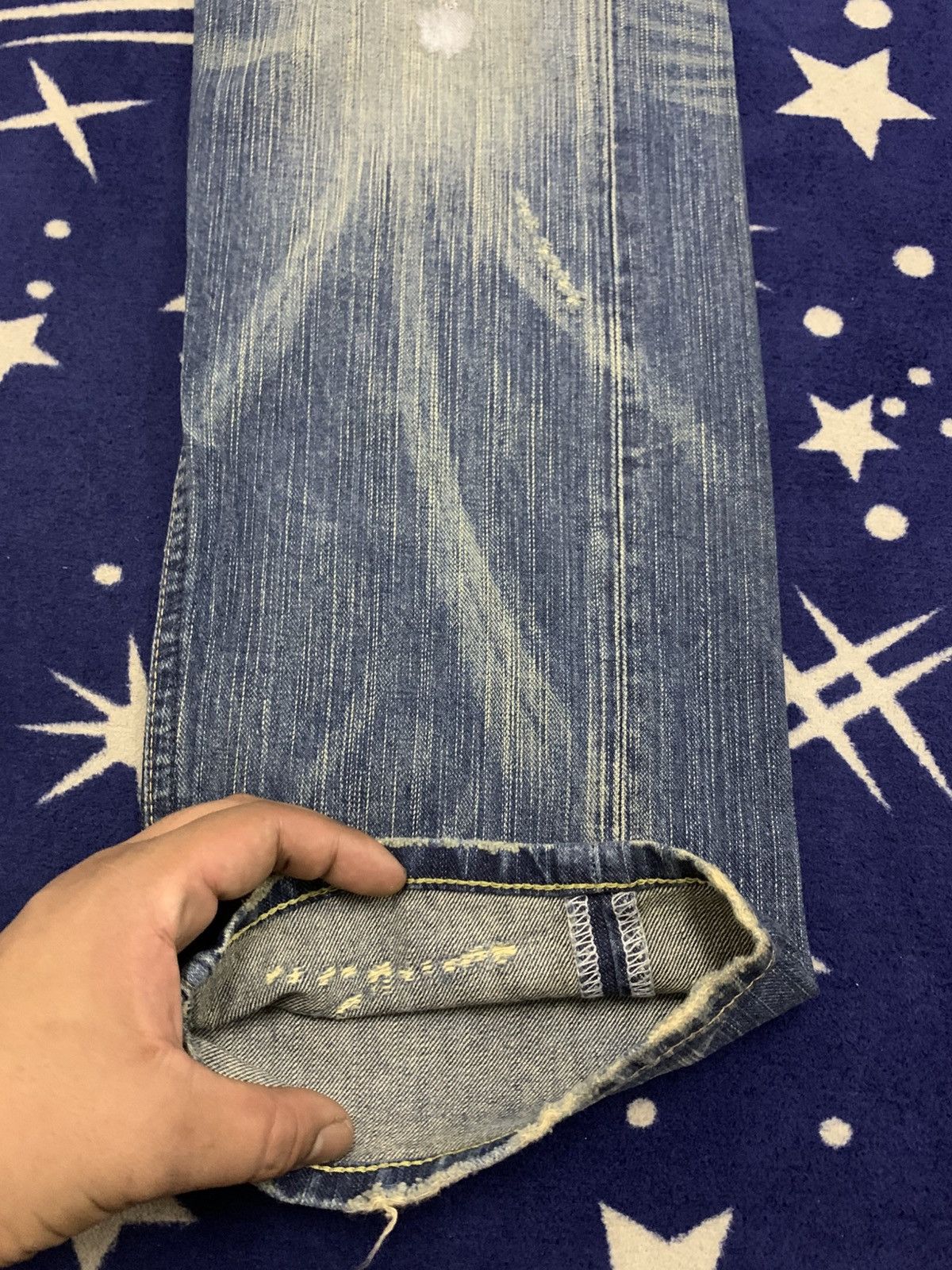 Edwin Vtg EDWIN Blue Trip 503 Distressed Painted Jeans Size US 32 / EU 48 - 9 Thumbnail