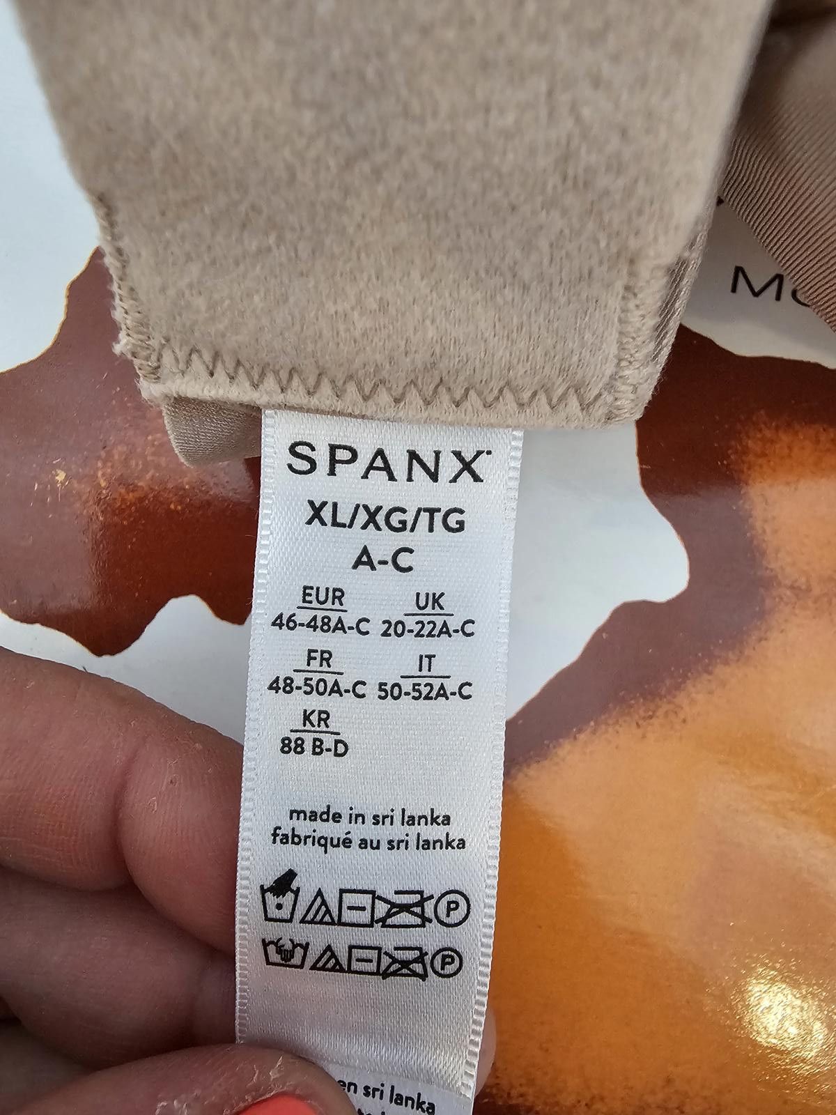 Domenico Spano NWT Spanx Bra Champange Womens M 34-36 Light Sheer #415 Size ONE SIZE - 2 Thumbnail