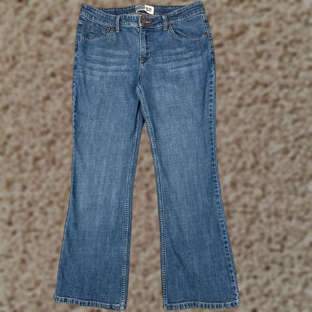 Levi's VINTAGE Levis Jeans Womens 12 Blue Denim Low Rise Bootcut Cotton Blend Medium Wash 32x29 Jeans Women Blue 90s Brand Levi's Mens (adjusted) Size 34" / US 12 / IT 48 - 1 Thumbnail
