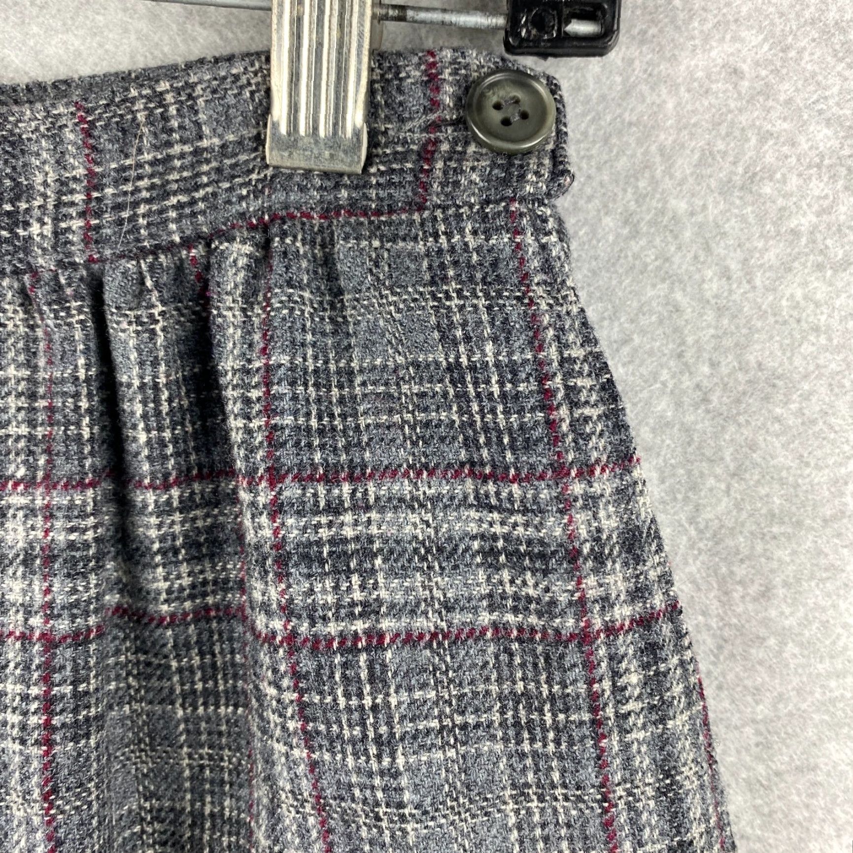 Pendleton VINTAGE Pendleton Skirt 4 Womens Gray Tartan Plaid Wool USA Made 70s Size 27" / US 4 / IT 40 - 3 Thumbnail