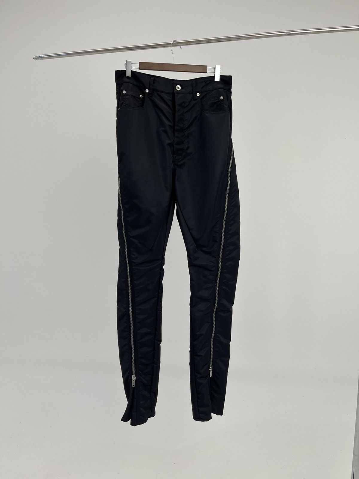 Rick Owens Drkshdw Rick owens drkshdw bolan banana nylon Size US 30 / EU 46 - 2 Thumbnail