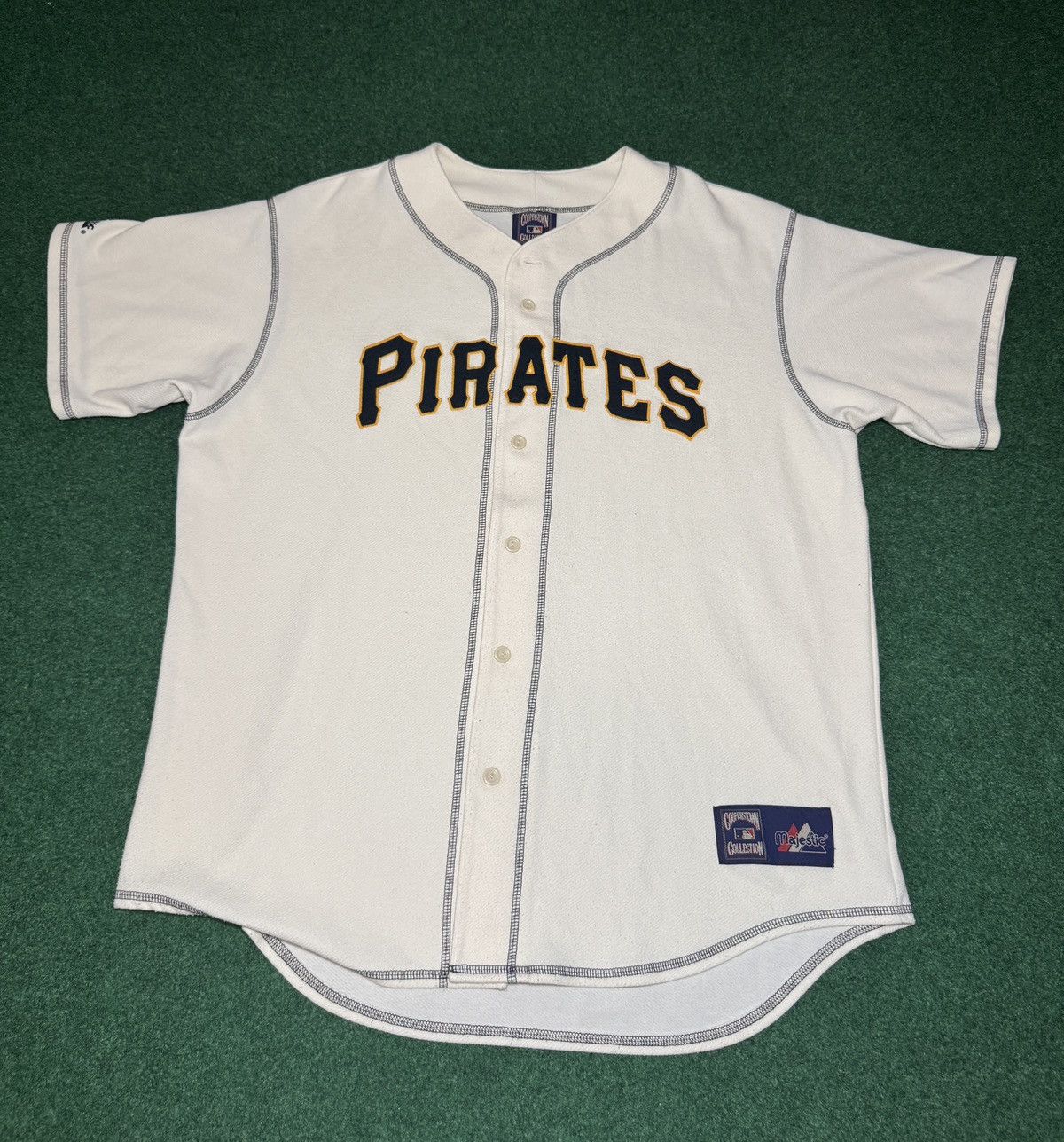 Majestic Vtg Pittsburgh Pirates Majestic USA Made Baseball Jersey Size US XL / EU 56 / 4 - 1 Thumbnail