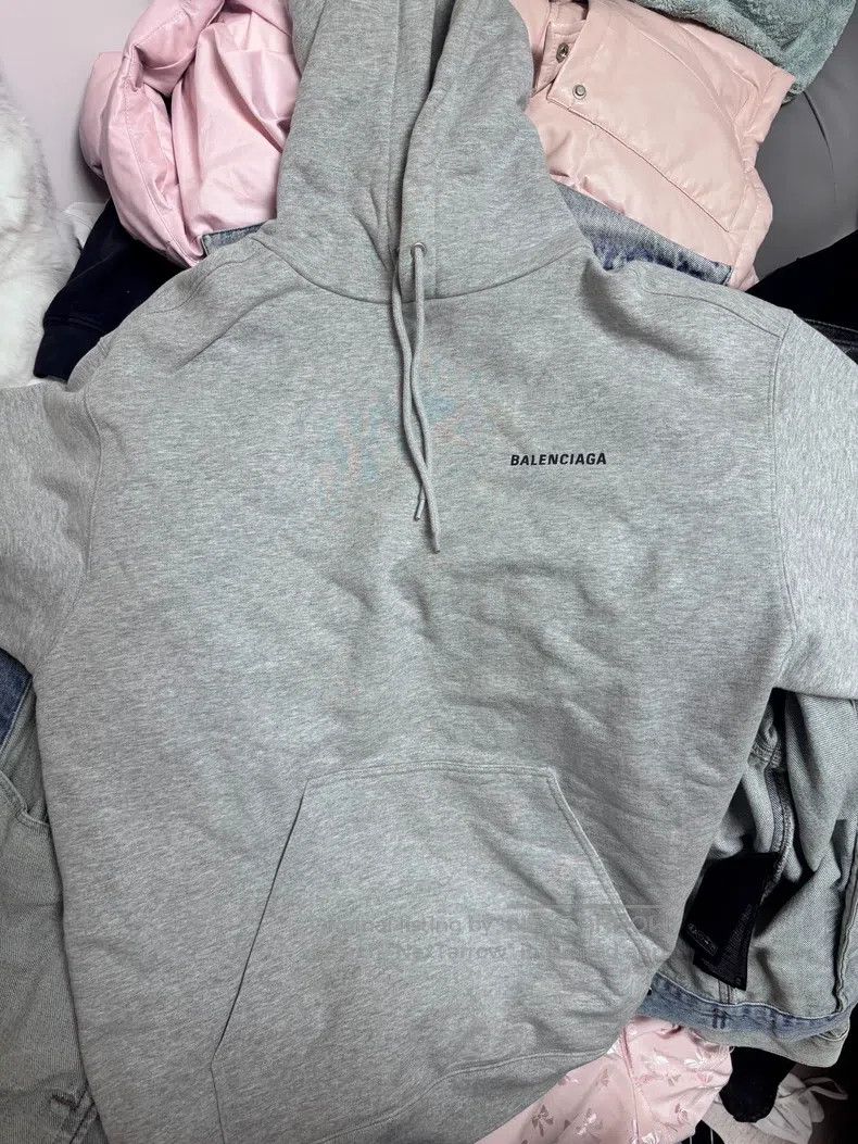 Balenciaga Balenciaga Sweatshirt Size US S / EU 44-46 / 1 - 3 Thumbnail