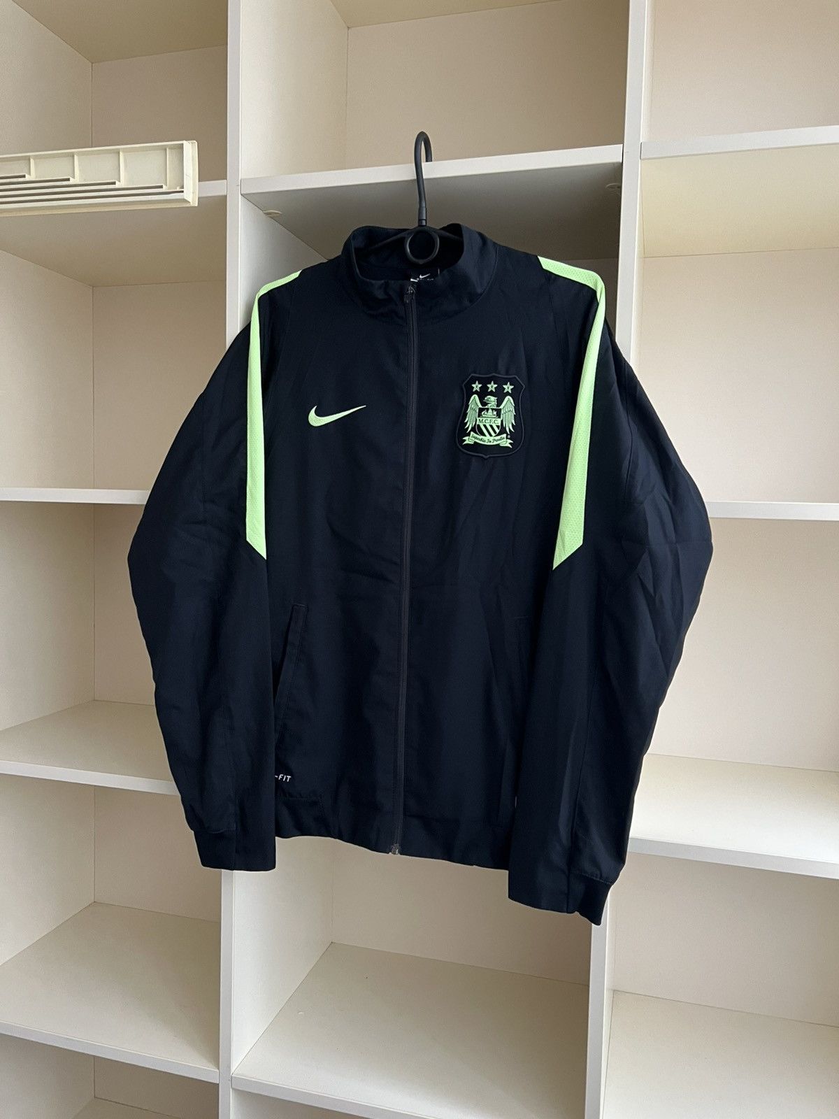 Nike Nike Manchester City 2015-2016 Soccer Light Jacket Football Size US S / EU 44-46 / 1 - 2 Thumbnail