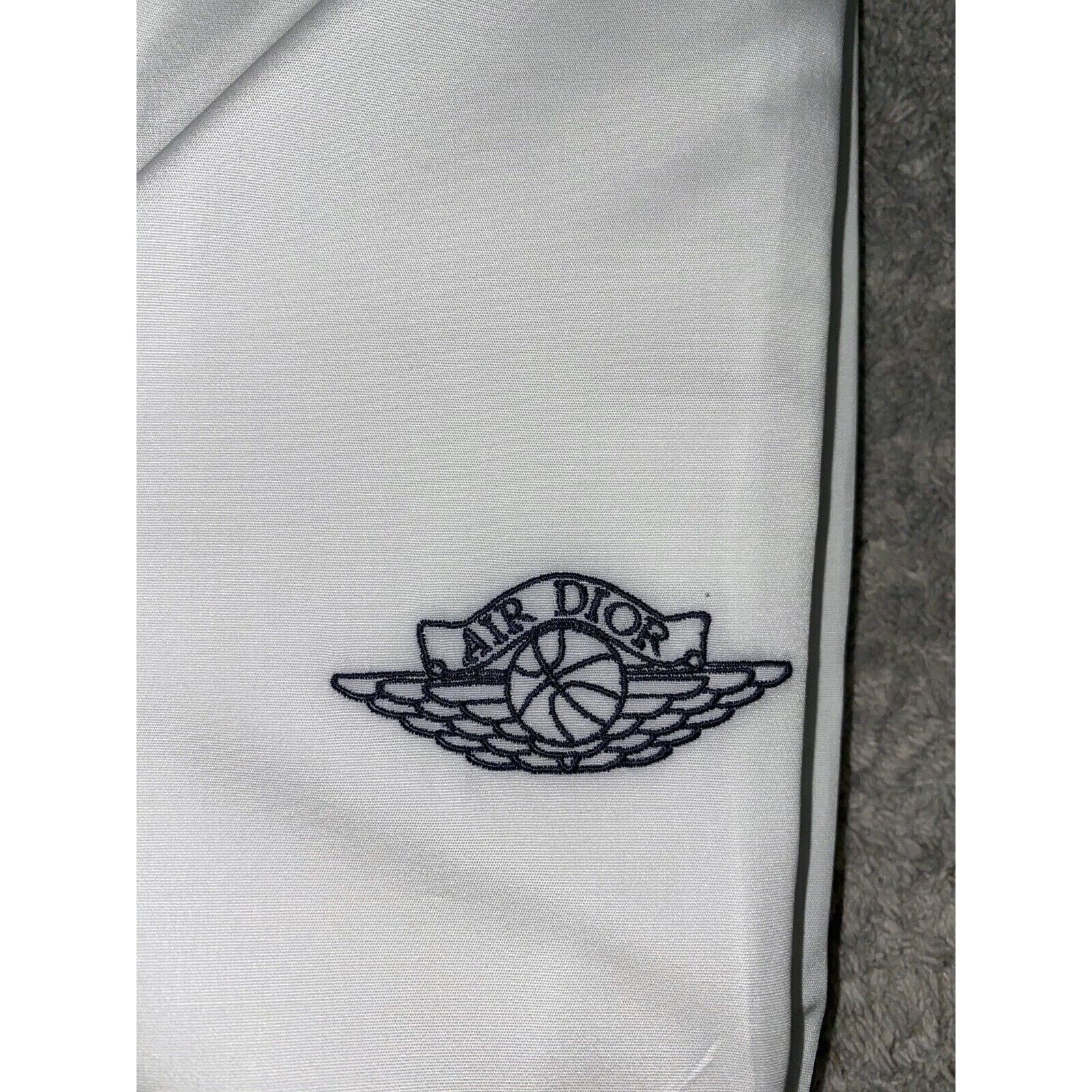Dior Air Dior Jordan Wing Basketball White Logo Long Sleeve Size US M / EU 48-50 / 2 - 8 Thumbnail