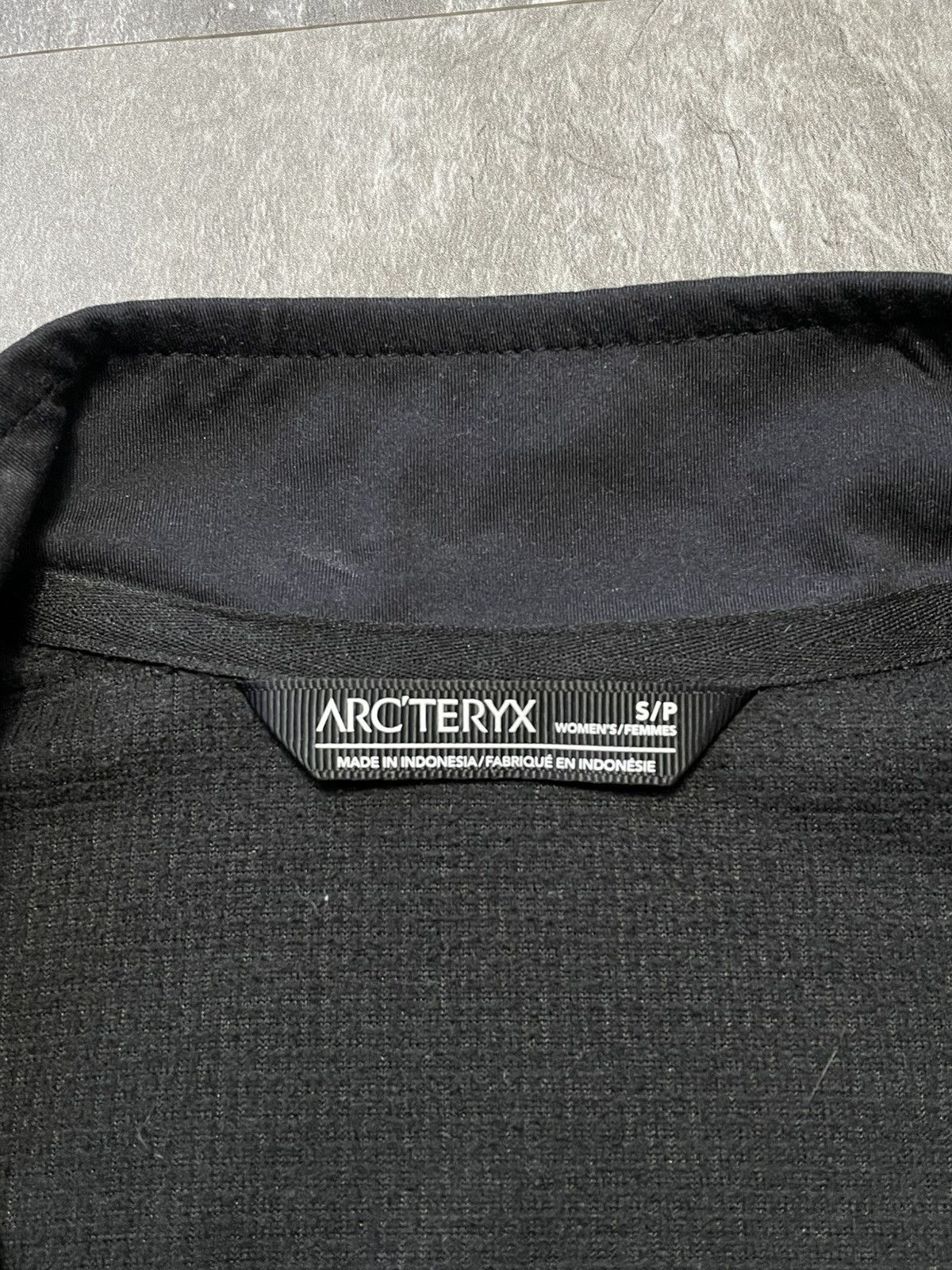 Arc'teryx Arc'teryx Polartec Vintage Zip Up Fleece Jacket Womens Black Size S / US 4 / IT 40 - 5 Thumbnail