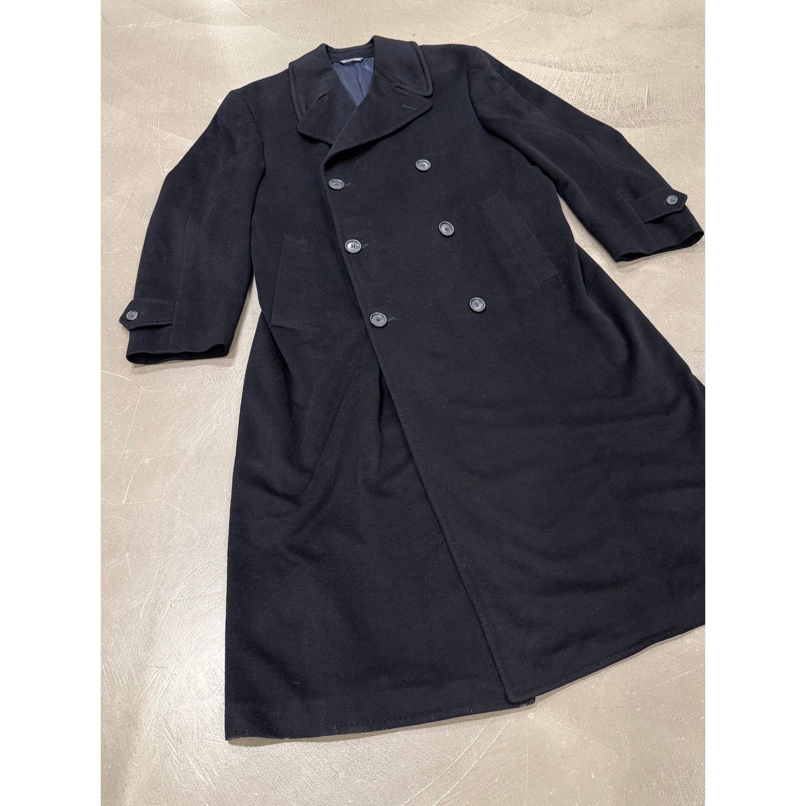 Gianfranco Ferre 1990s Gianfranco Ferre kashmir oversized coat Size US M / EU 48-50 / 2 - 3 Thumbnail